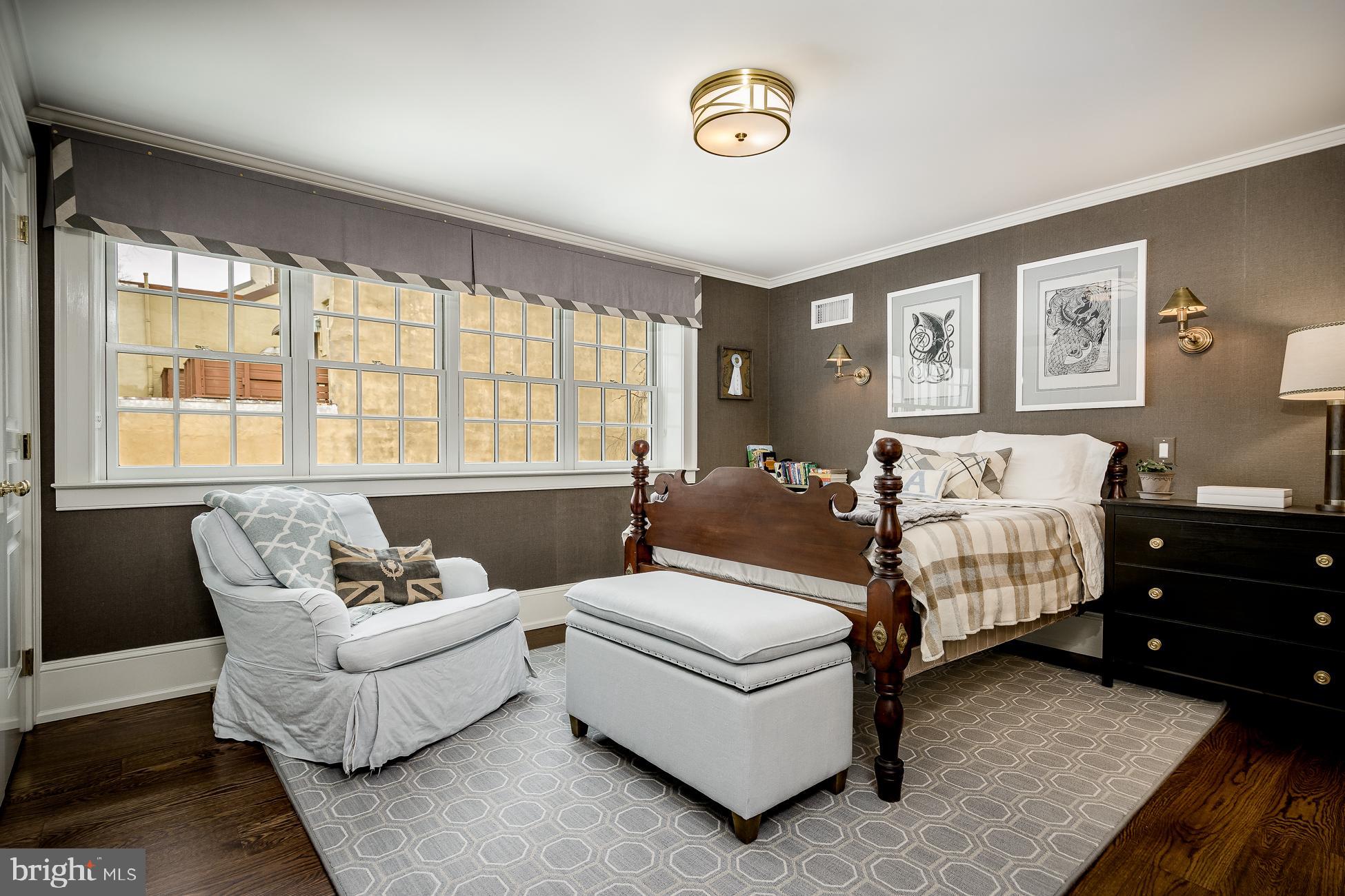 SOCIETY HILL - Residential