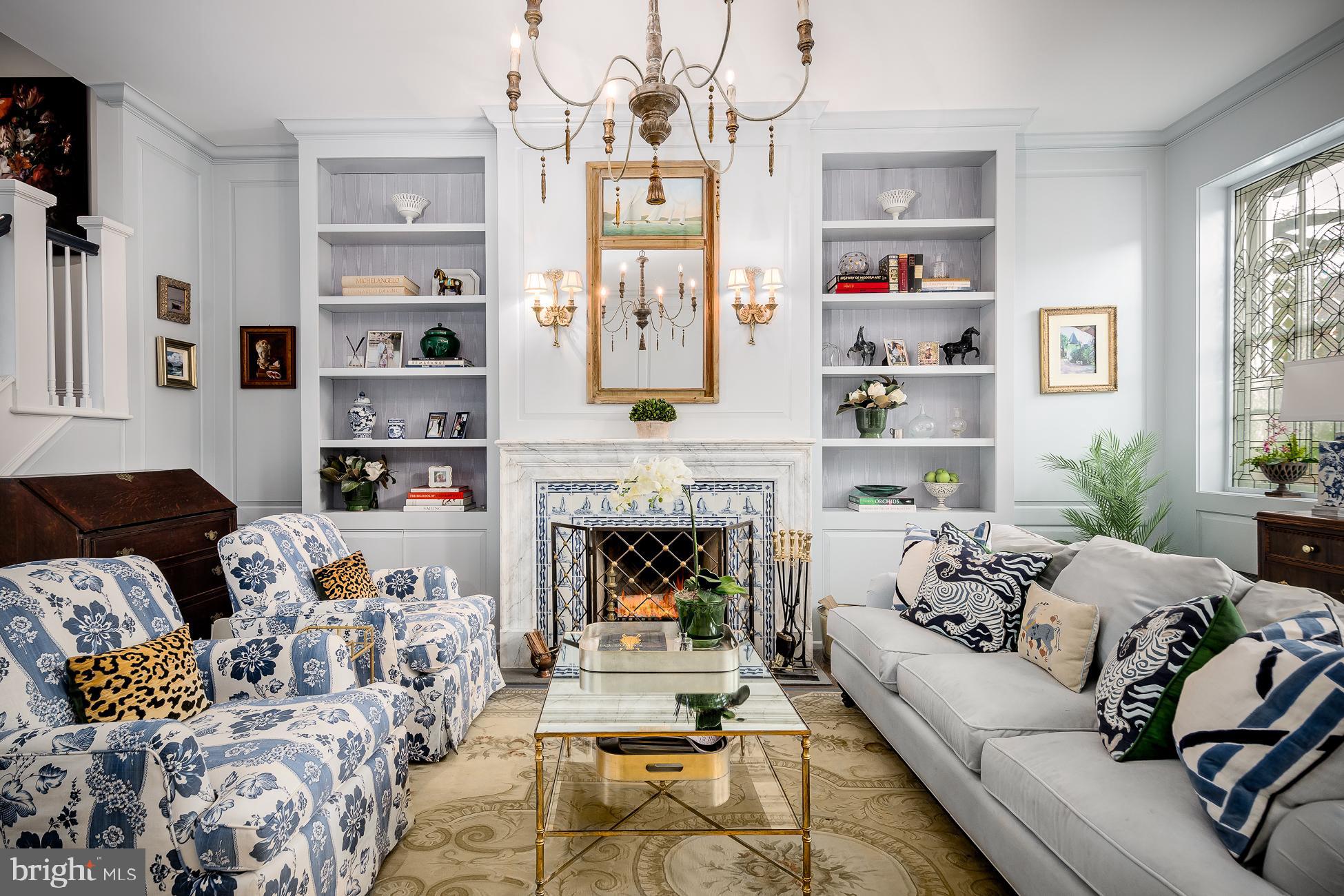 SOCIETY HILL - Residential