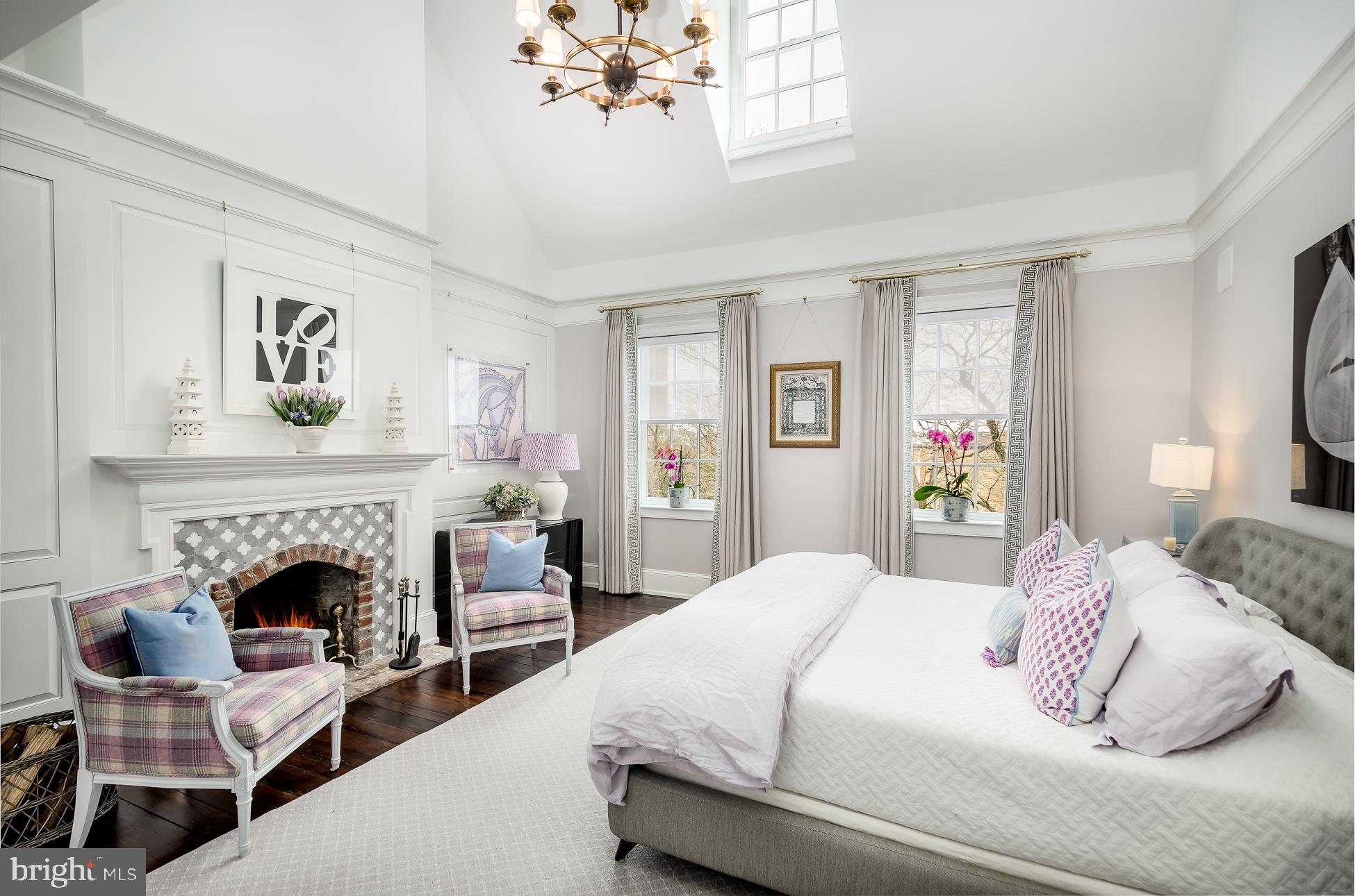 SOCIETY HILL - Residential