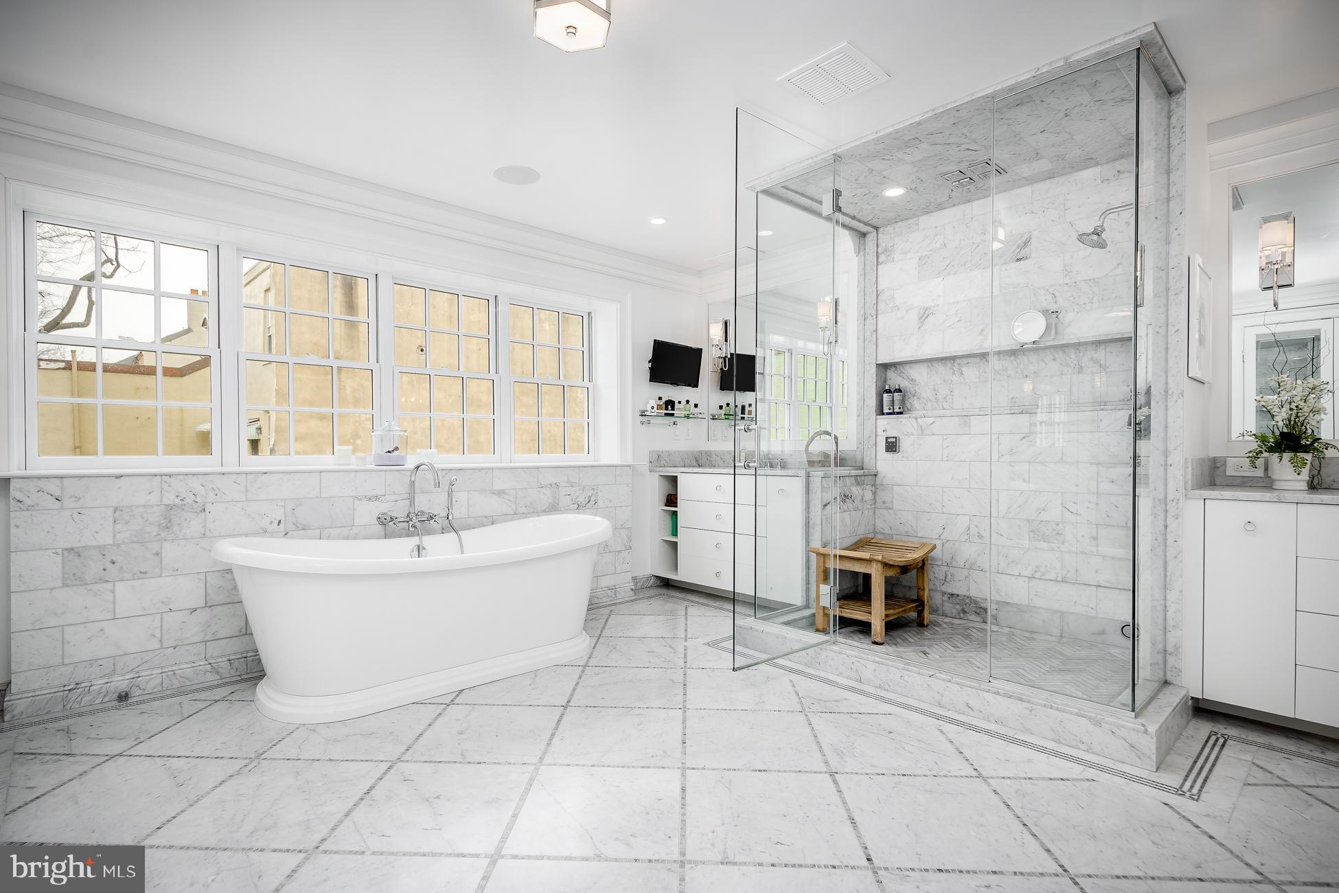 SOCIETY HILL - Residential