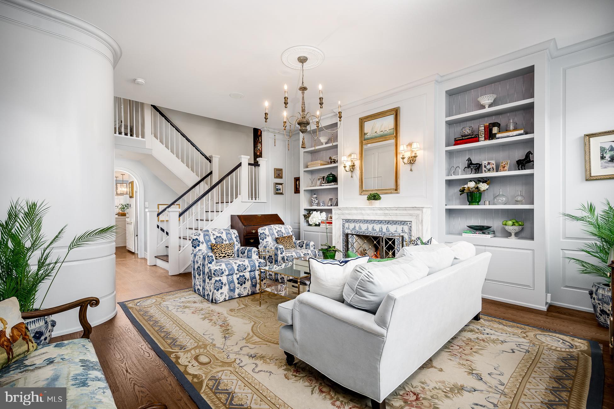 SOCIETY HILL - Residential