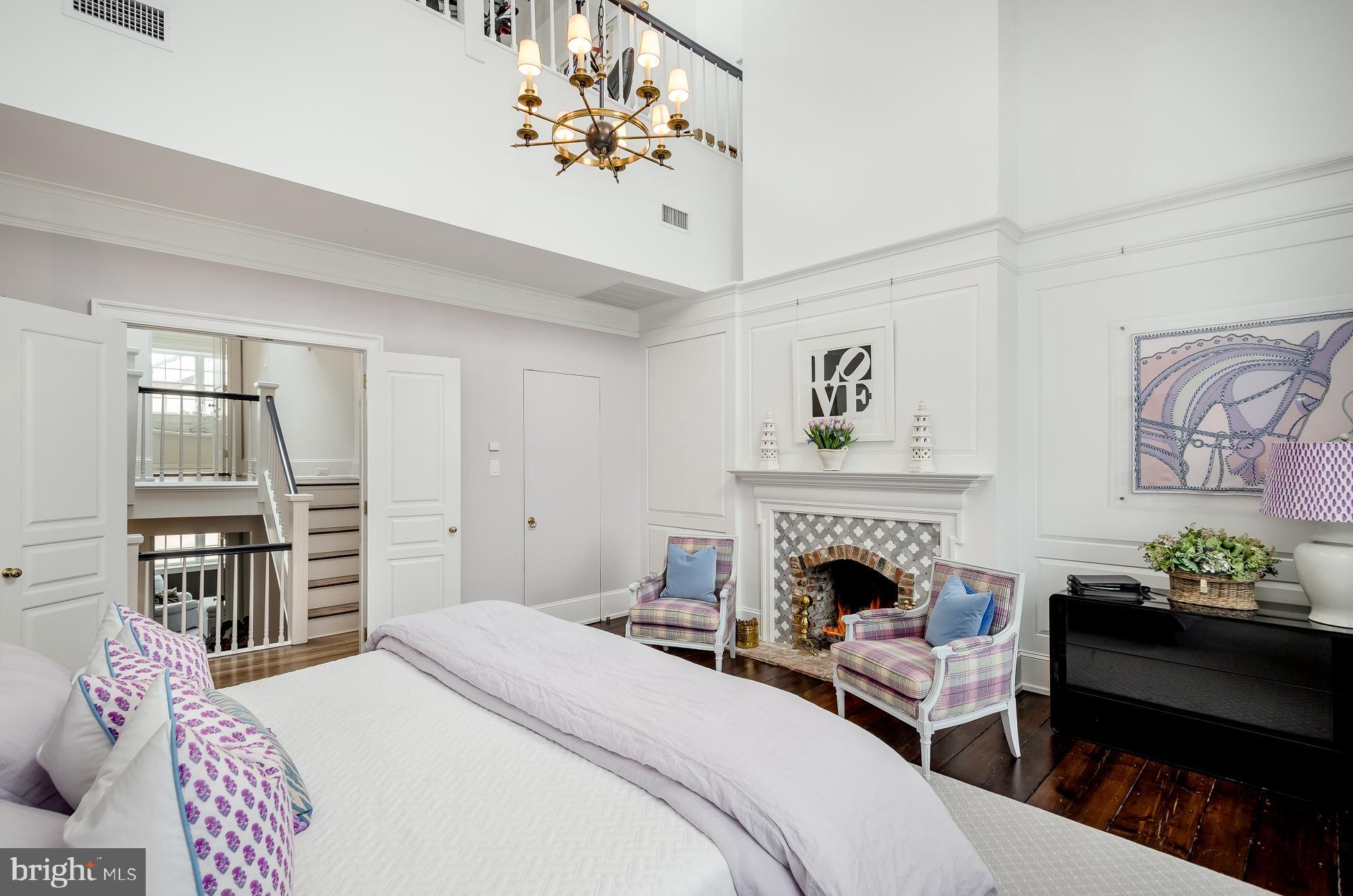 SOCIETY HILL - Residential