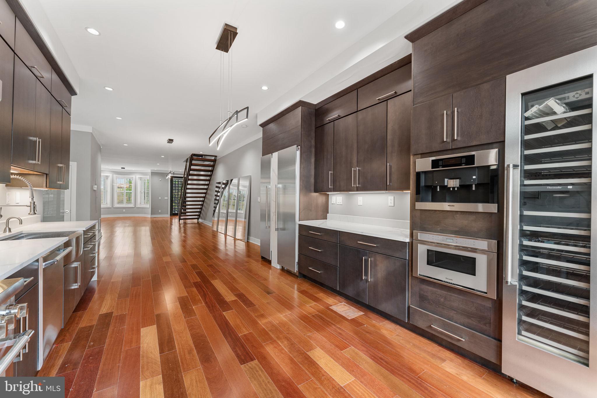 LEDROIT PARK - Residential Lease
