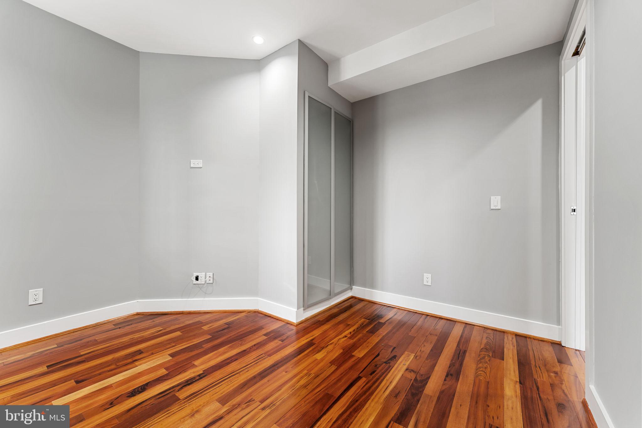 LEDROIT PARK - Residential Lease