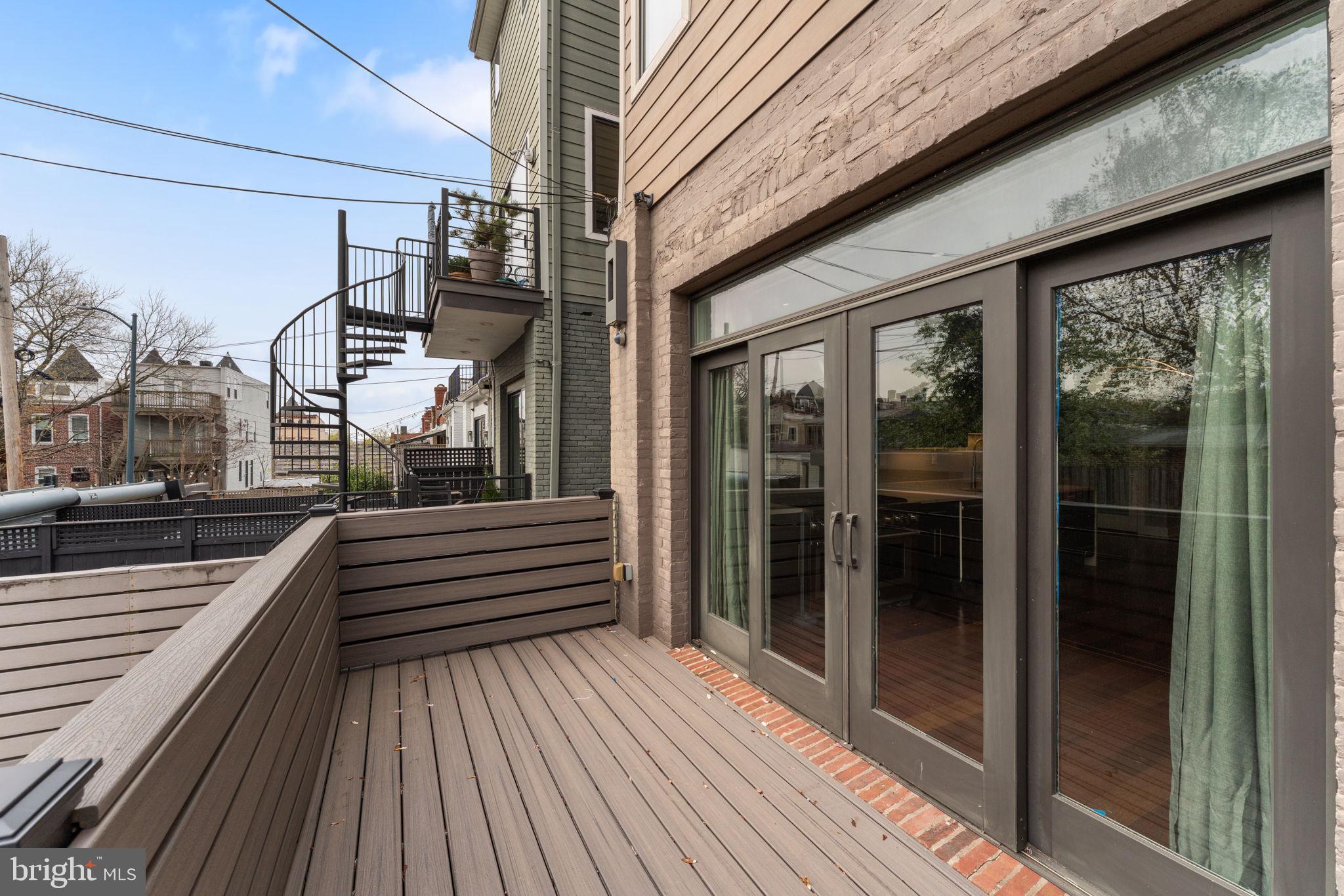 LEDROIT PARK - Residential Lease
