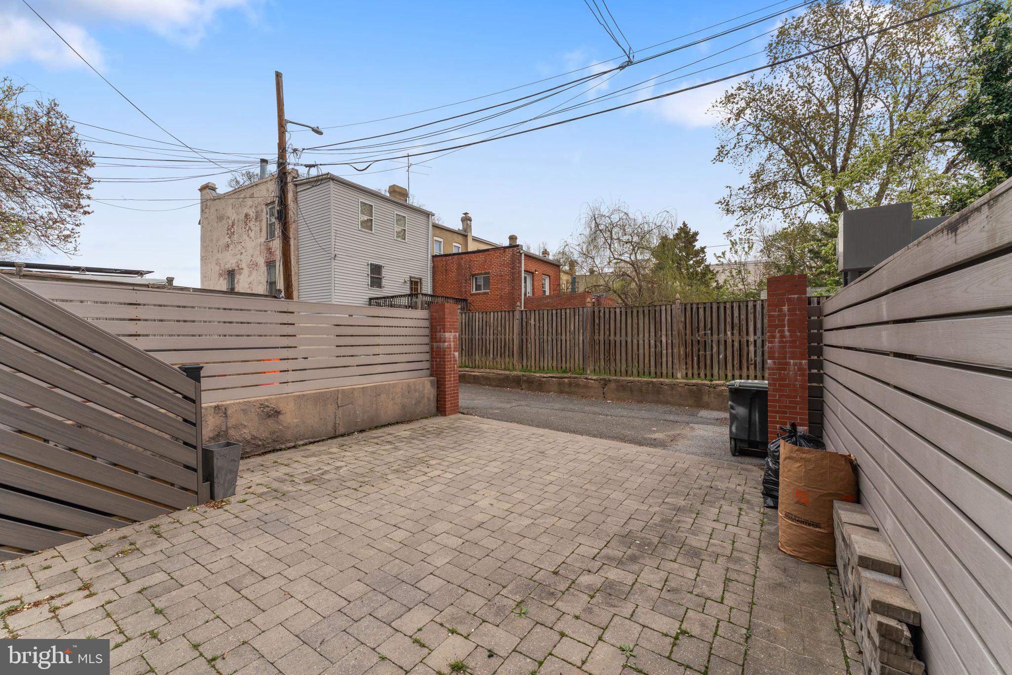 LEDROIT PARK - Residential Lease