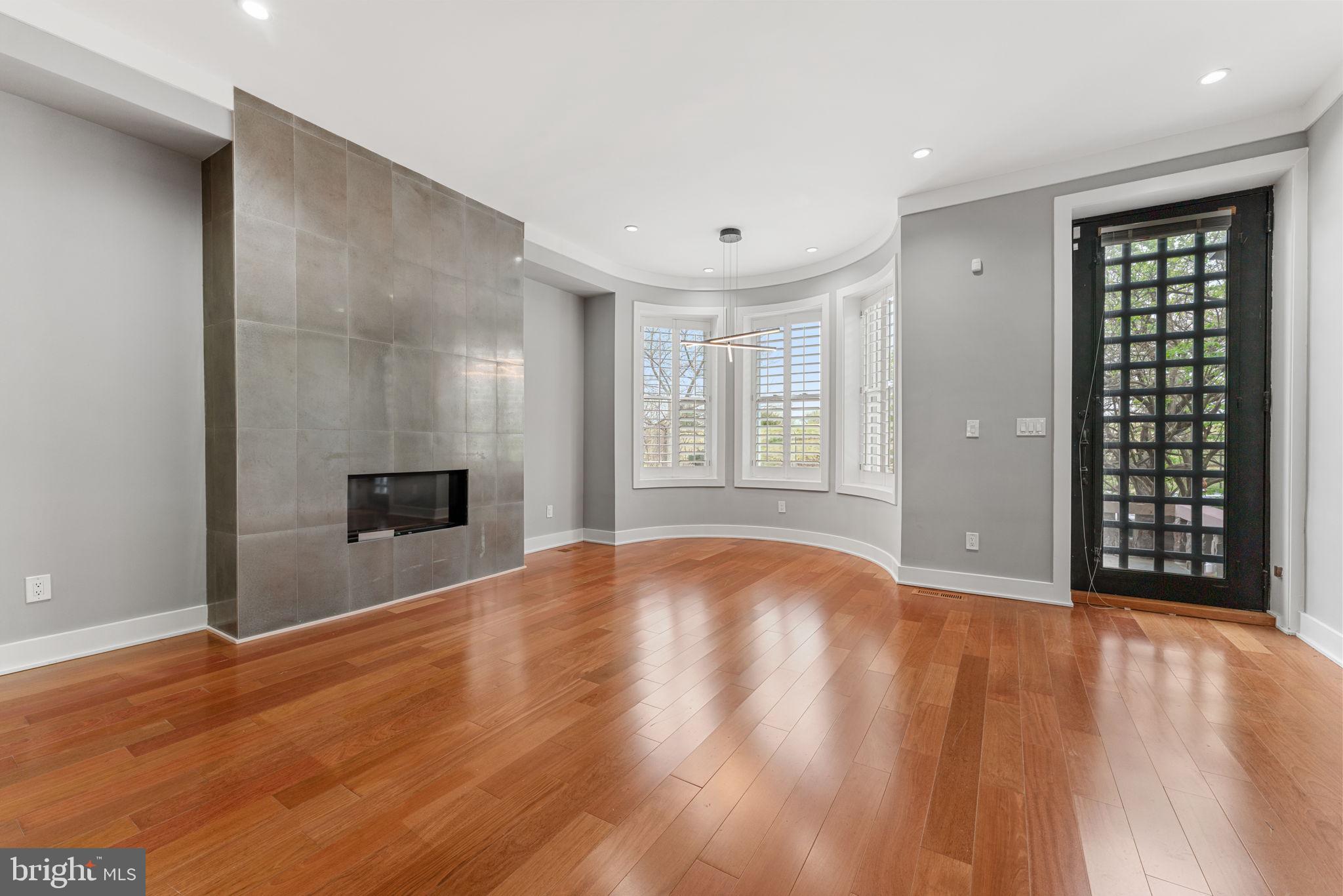 LEDROIT PARK - Residential Lease