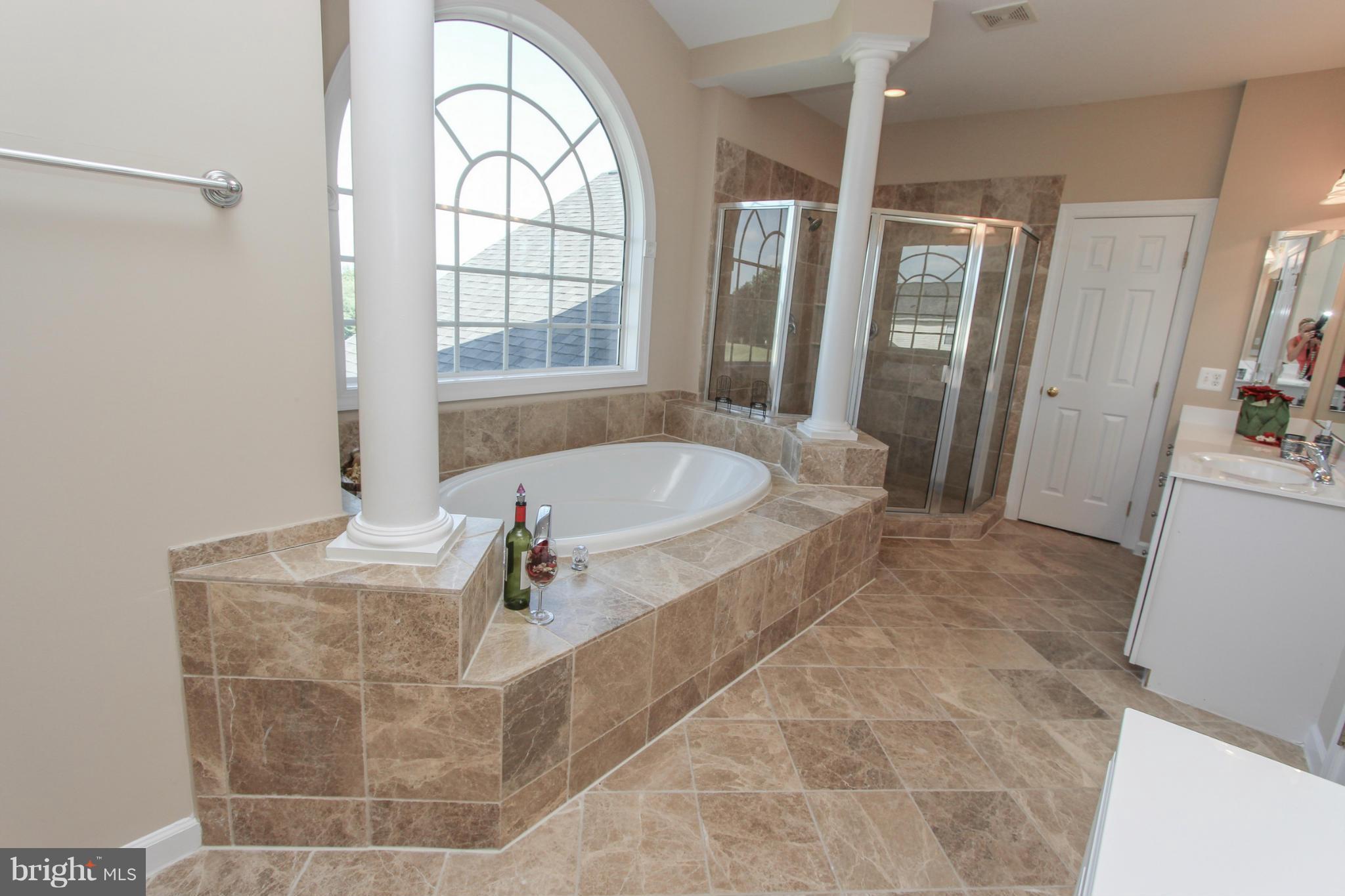 HAMILTON STATION ESTATES - Residential