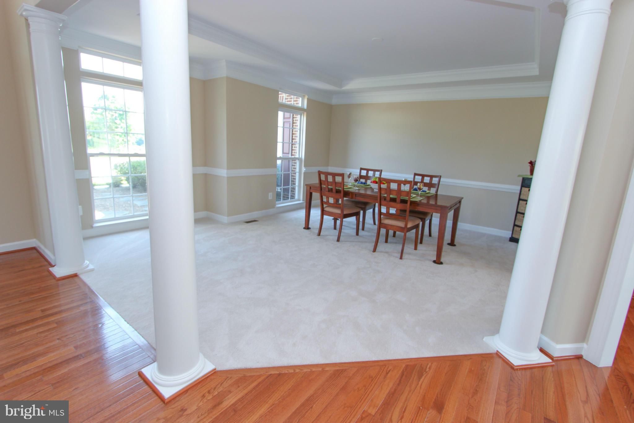 HAMILTON STATION ESTATES - Residential