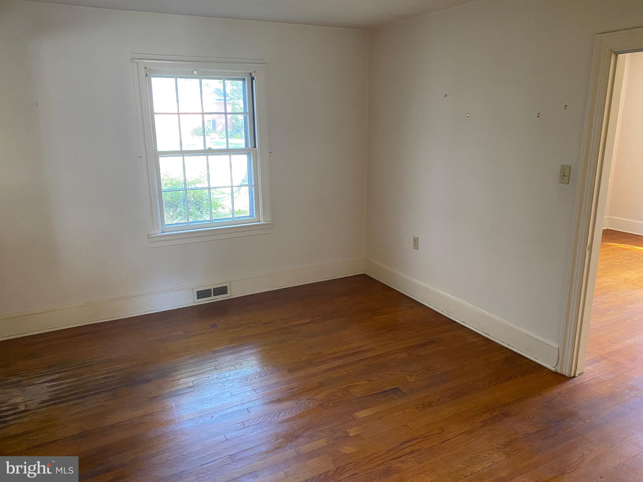 ELKTON - Residential