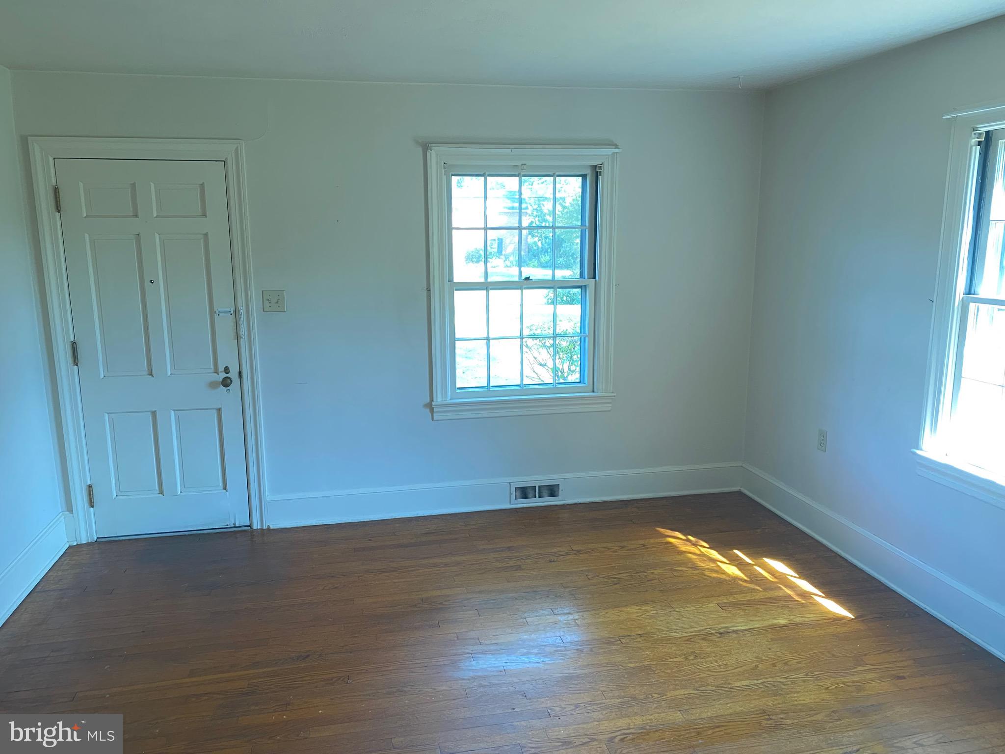 ELKTON - Residential