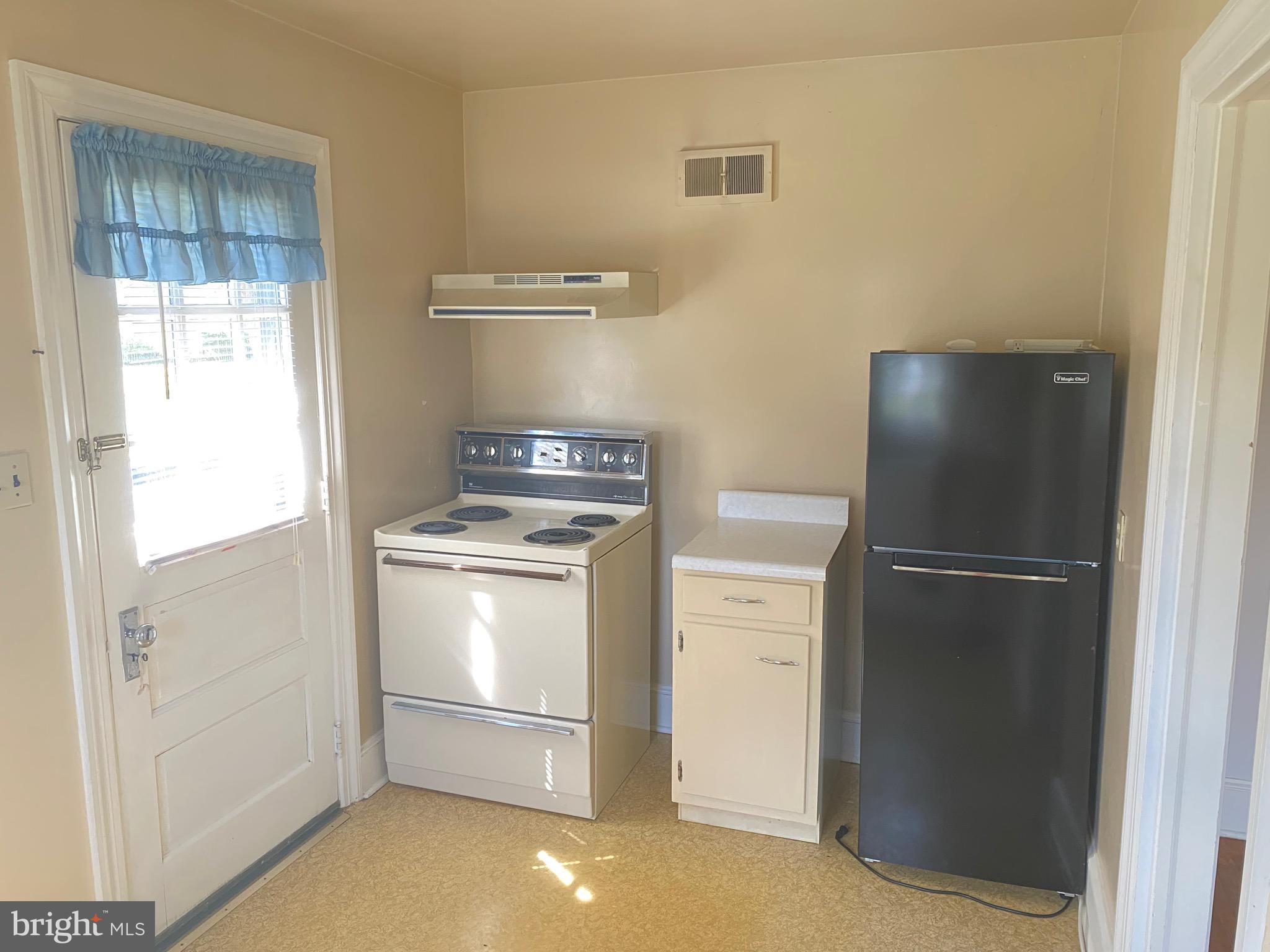 ELKTON - Residential