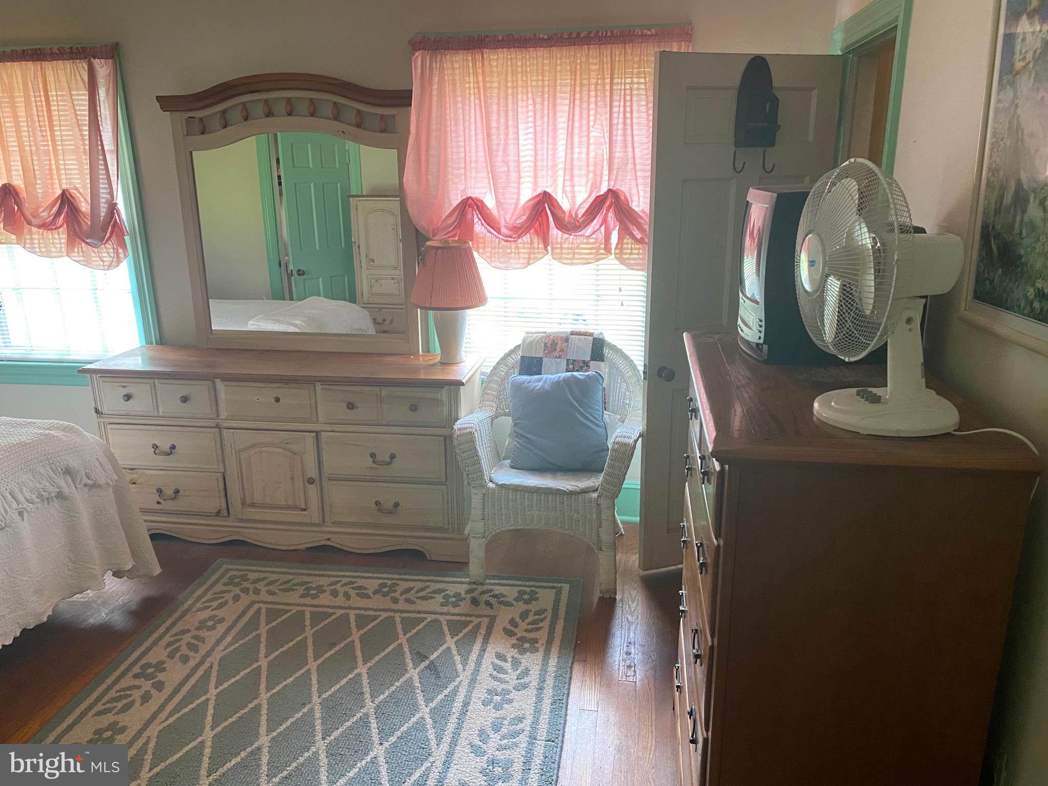 ELKTON - Residential