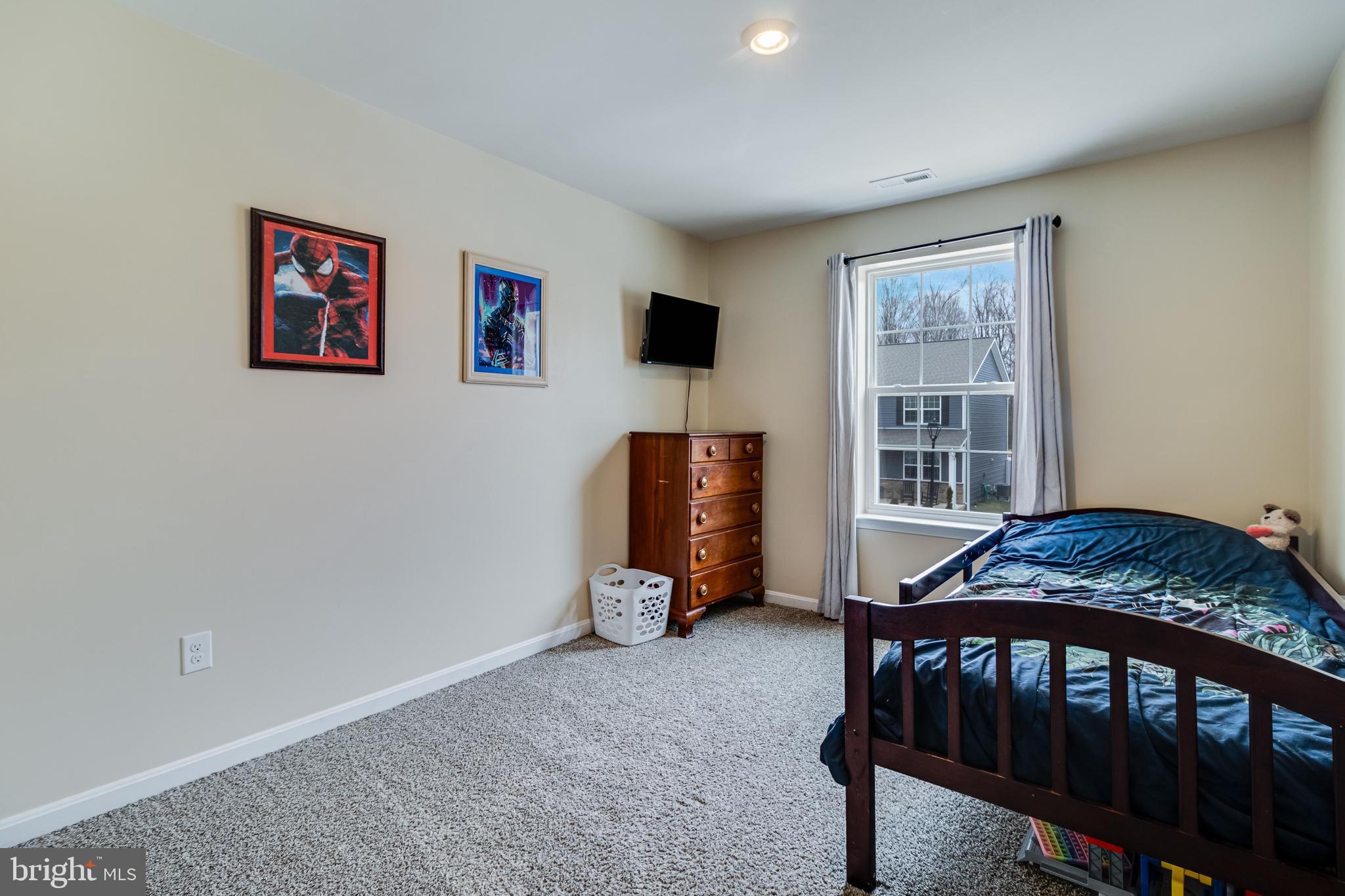 PINEGROVE - Residential Lease