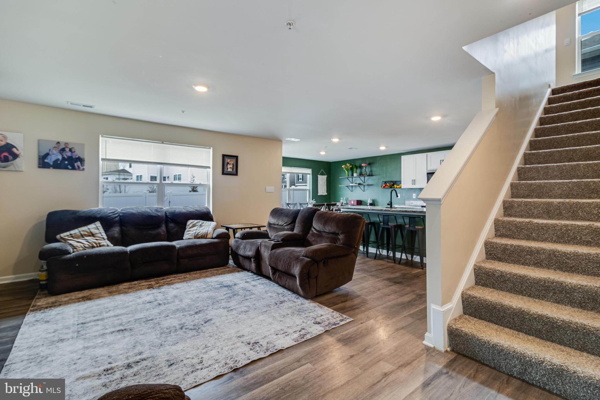 PINEGROVE - Residential Lease