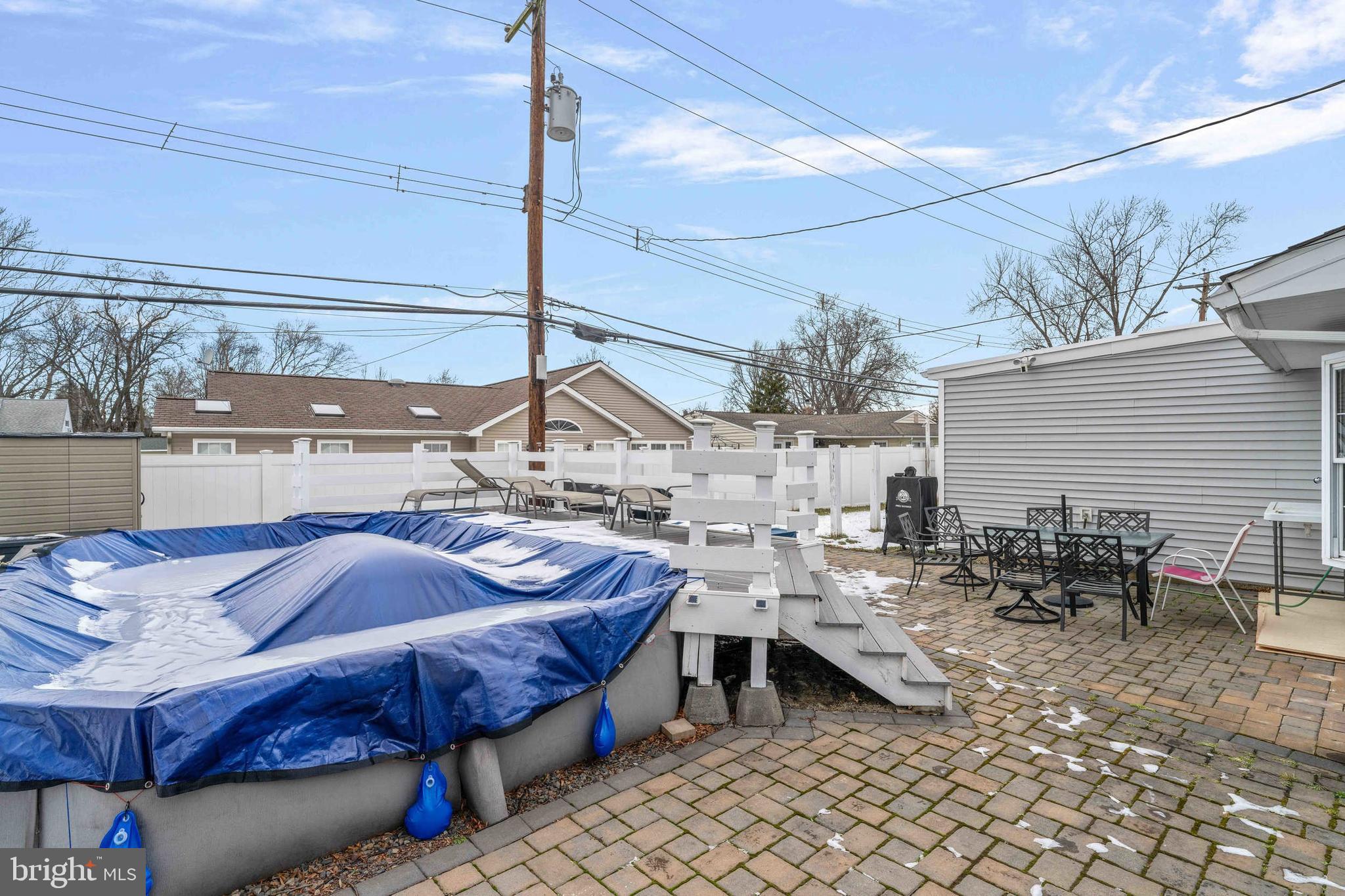 INDIAN CREEK - Residential