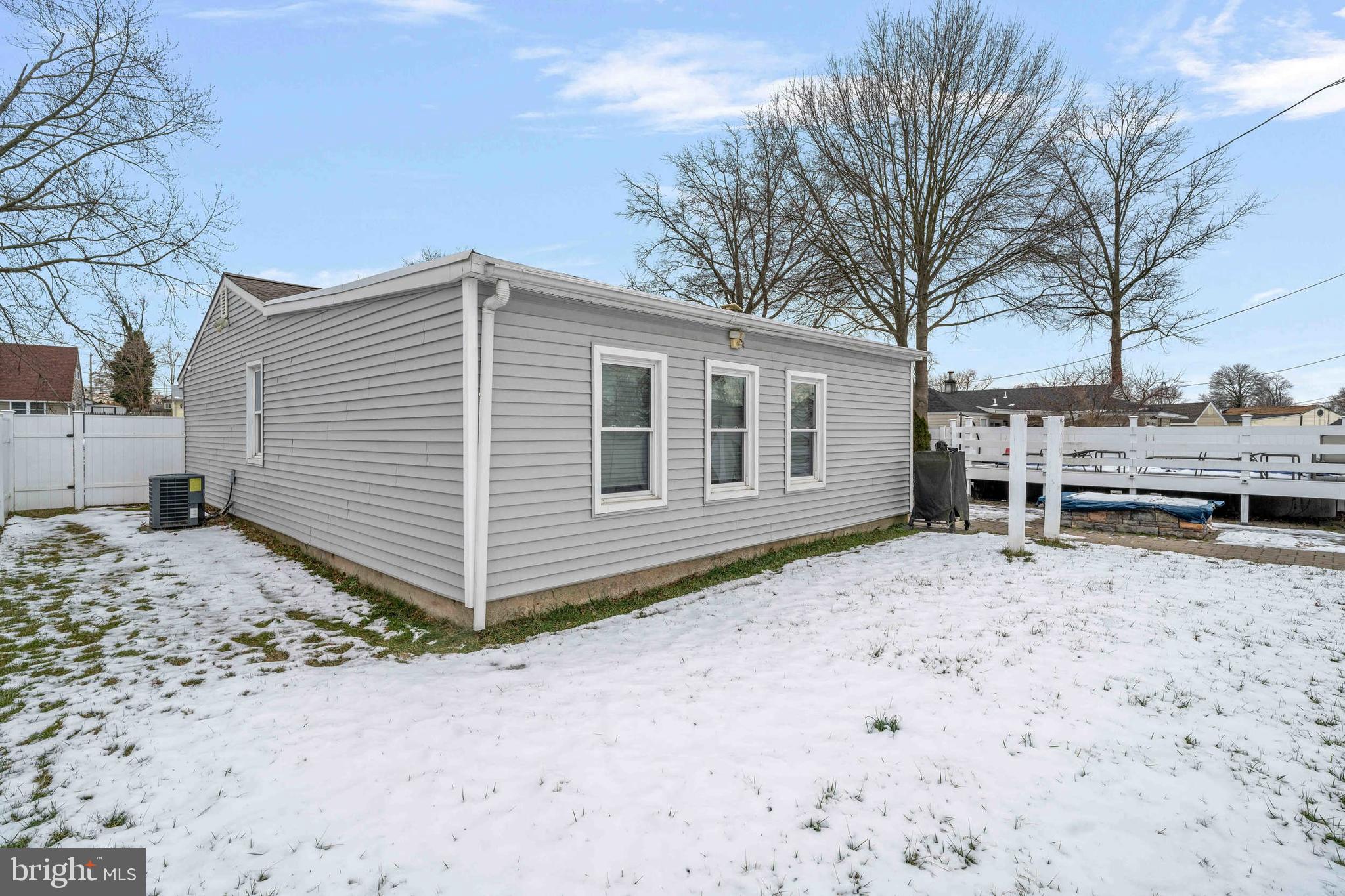 INDIAN CREEK - Residential