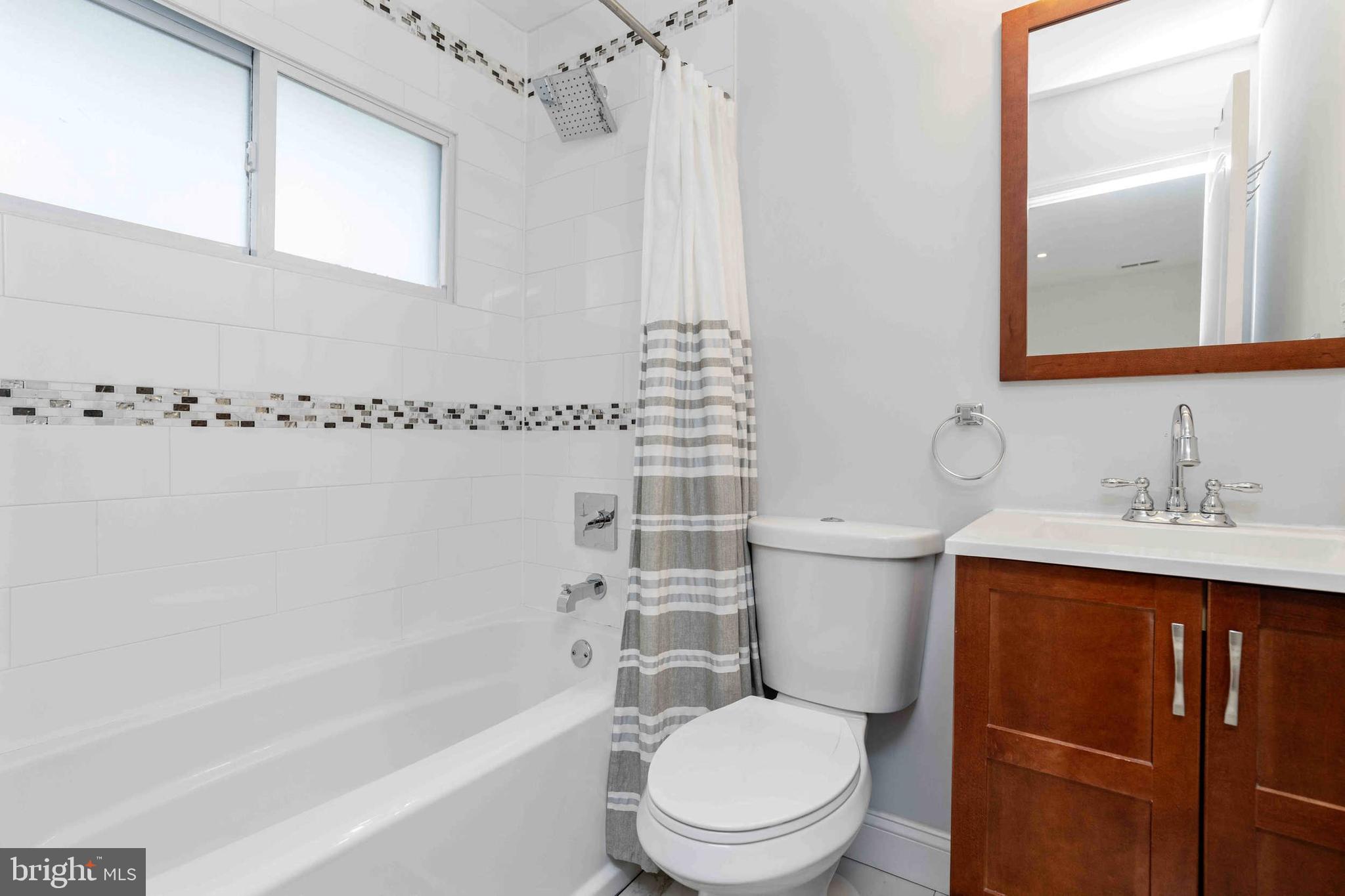 INDIAN CREEK - Residential