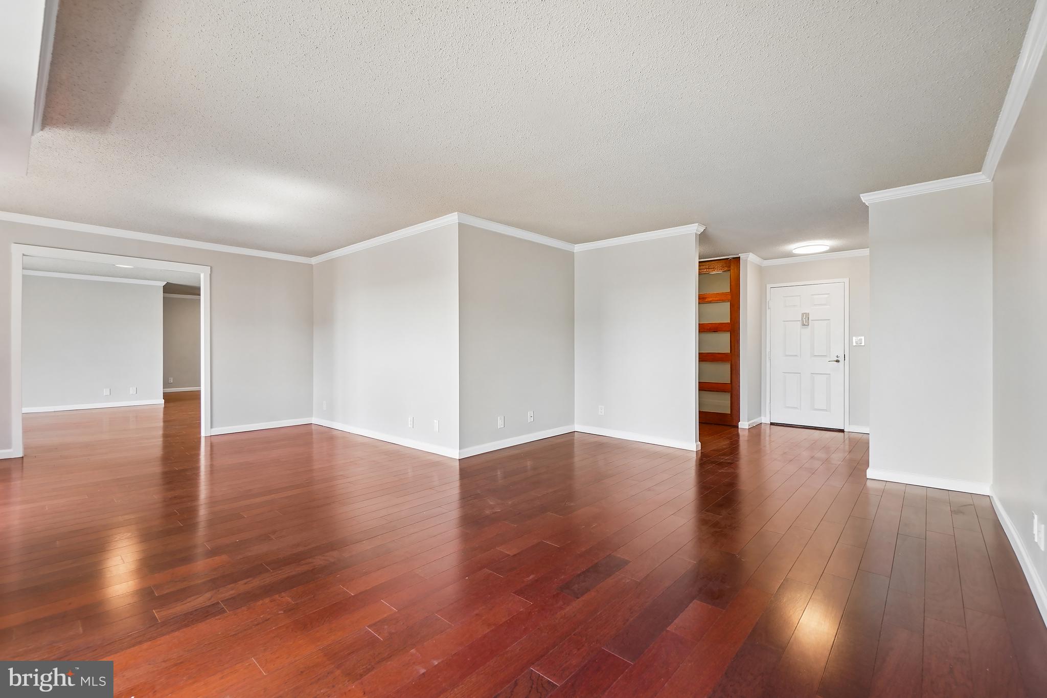 5901 MOUNT EAGLE DRIVE 1005