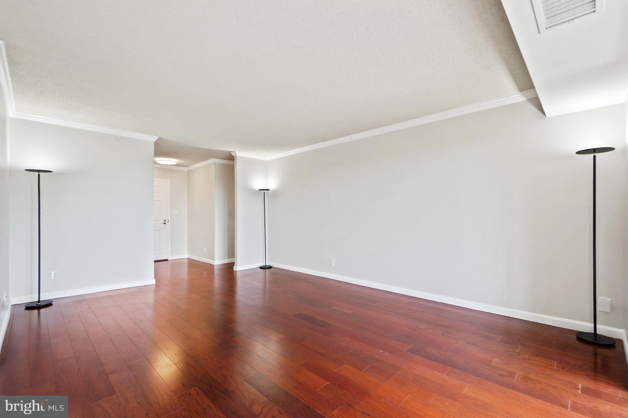 5901 MOUNT EAGLE DRIVE 1005