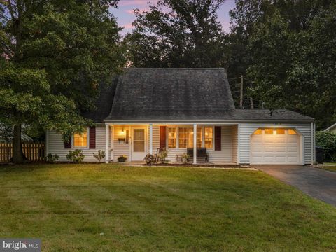 Photo of 12403 Round Tree Lane, BOWIE, MD 20715 (MLS # MDPG2172434)
