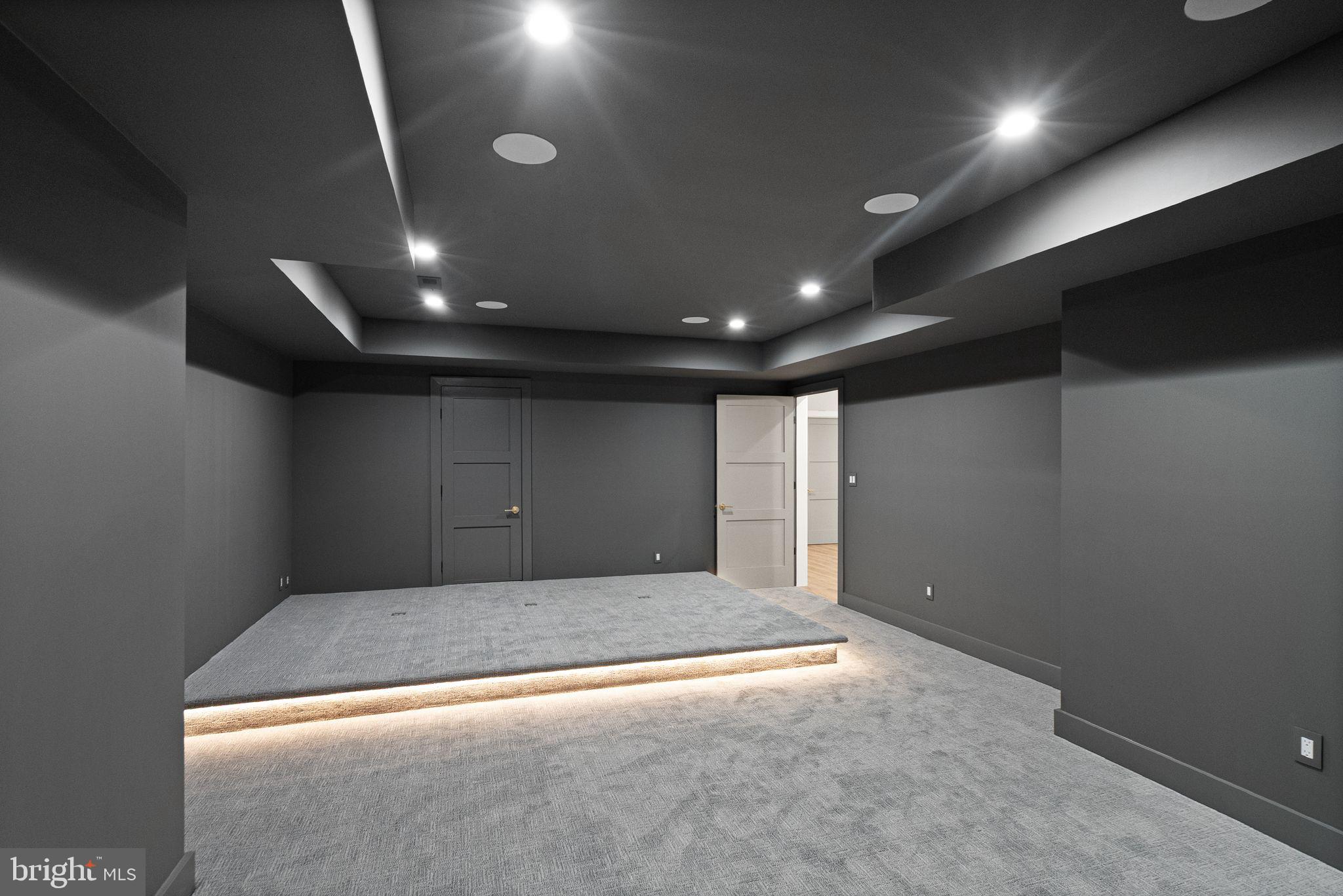 EL NIDO ESTATES - Residential