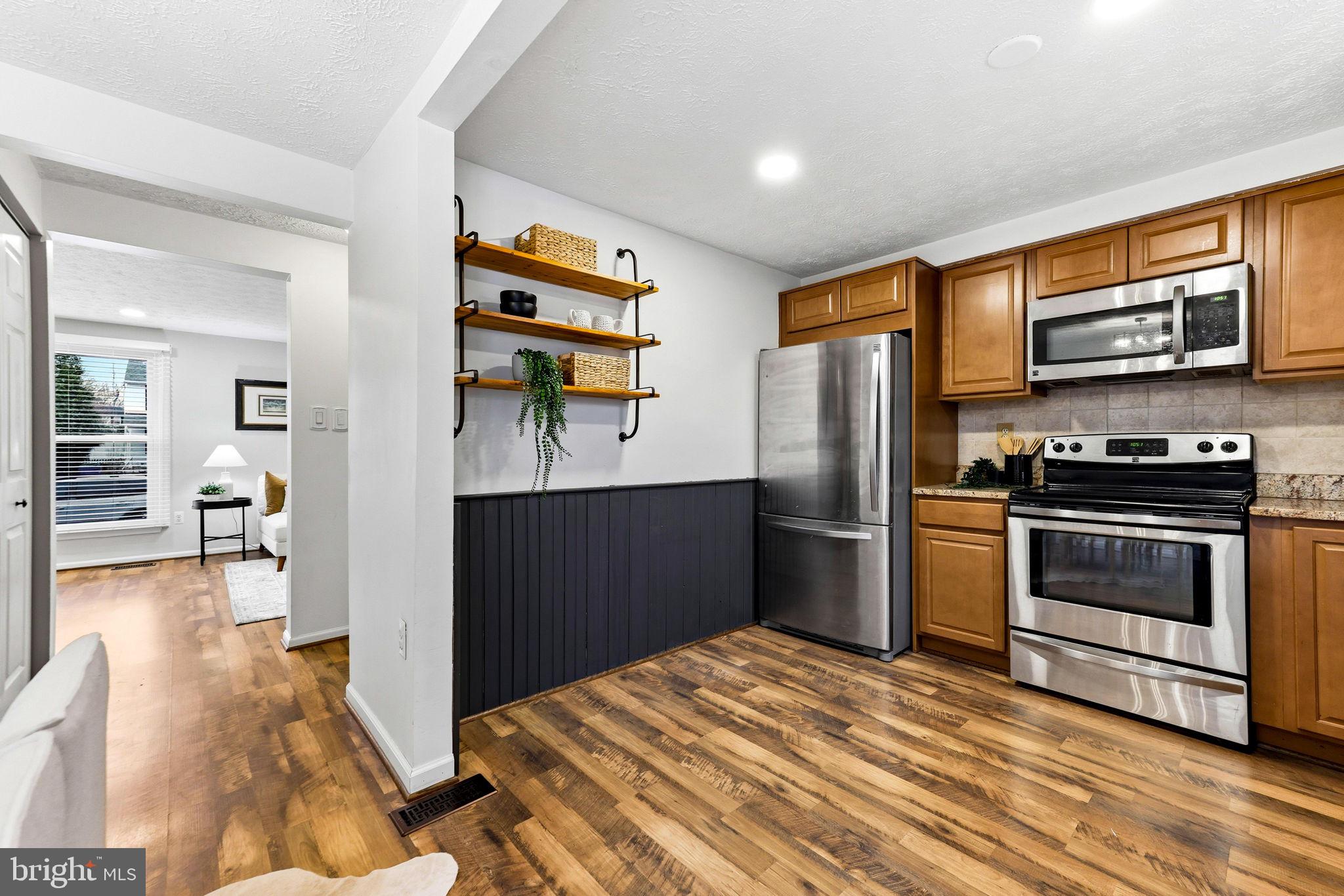 MAYFIELD MANOR - Residential