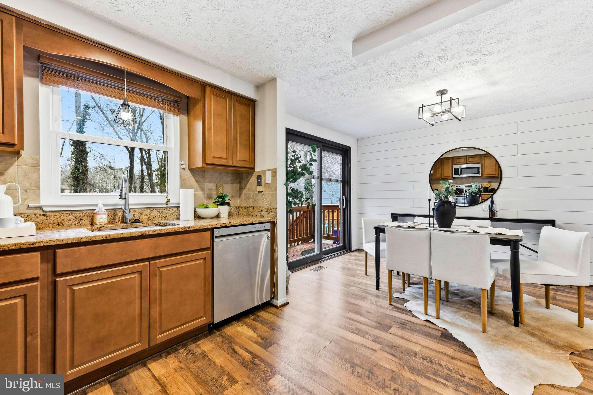 MAYFIELD MANOR - Residential