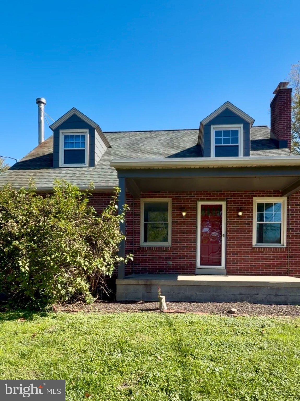 127 LAMPETER ROAD