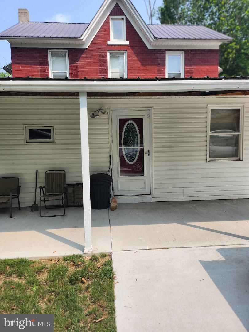 SIX MILE RUN - Residential