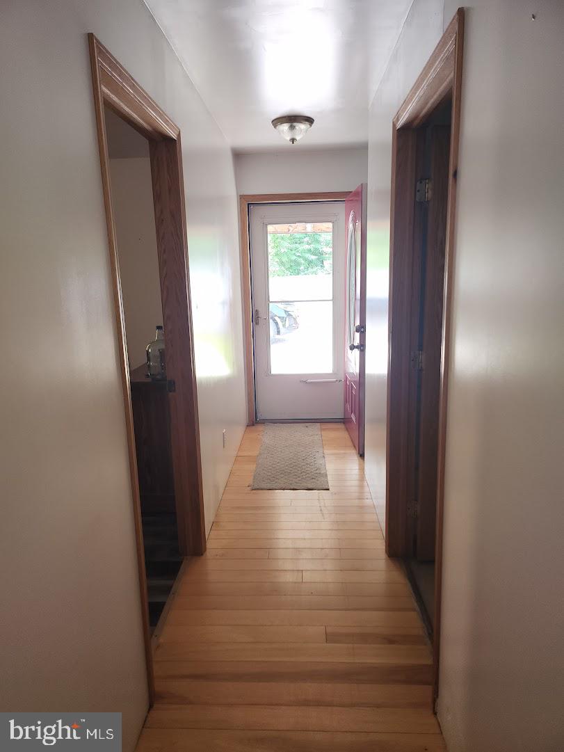 SIX MILE RUN - Residential