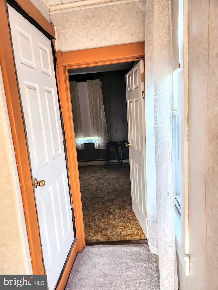 SIX MILE RUN - Residential