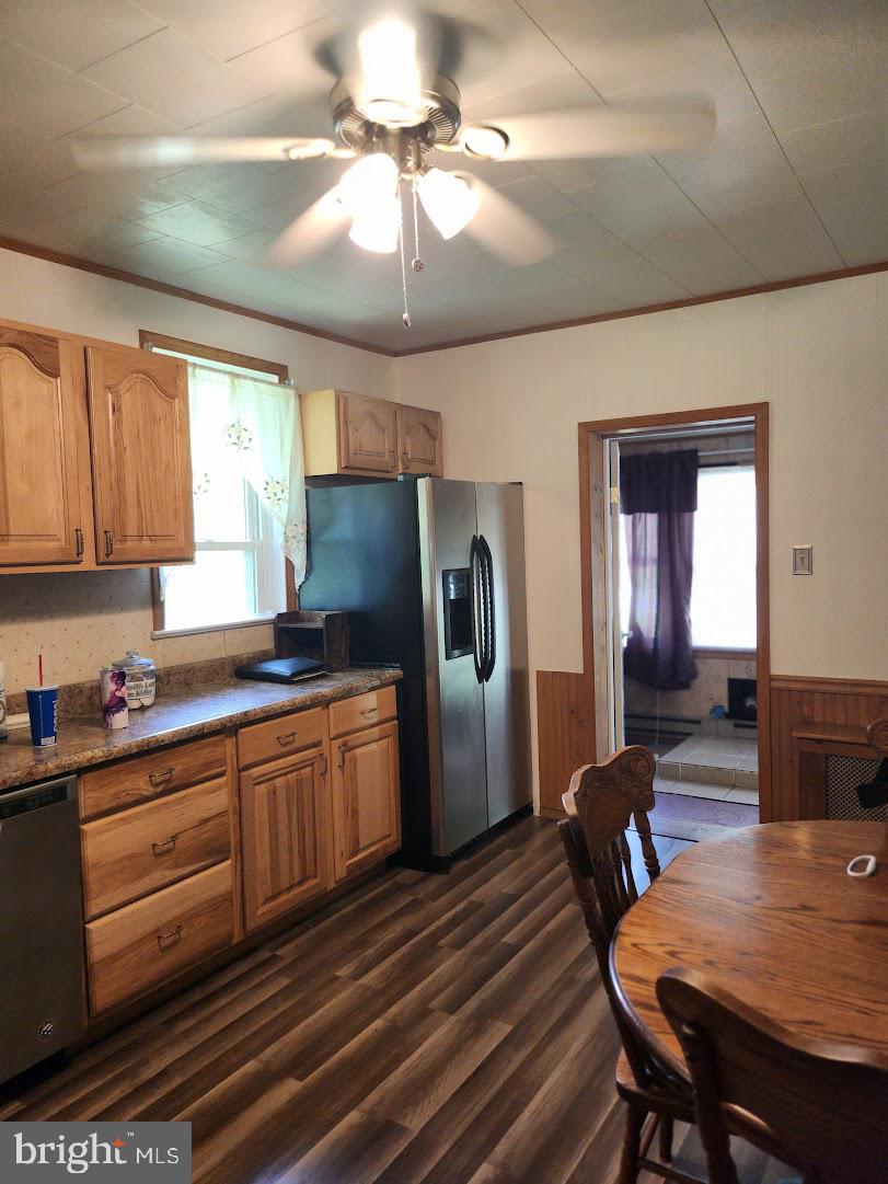 SIX MILE RUN - Residential