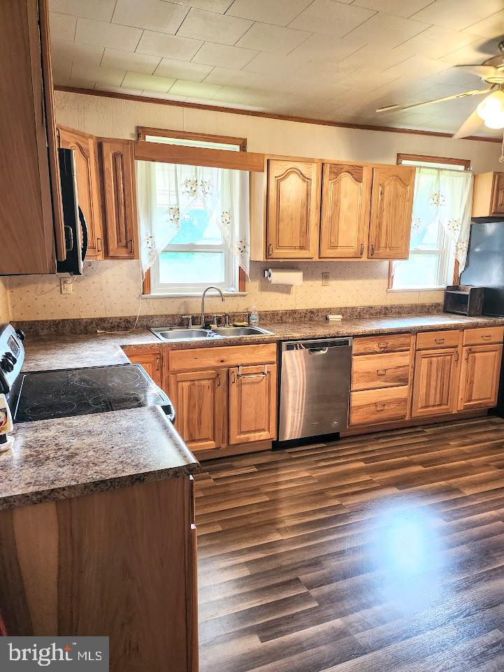 SIX MILE RUN - Residential