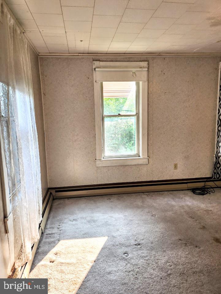 SIX MILE RUN - Residential