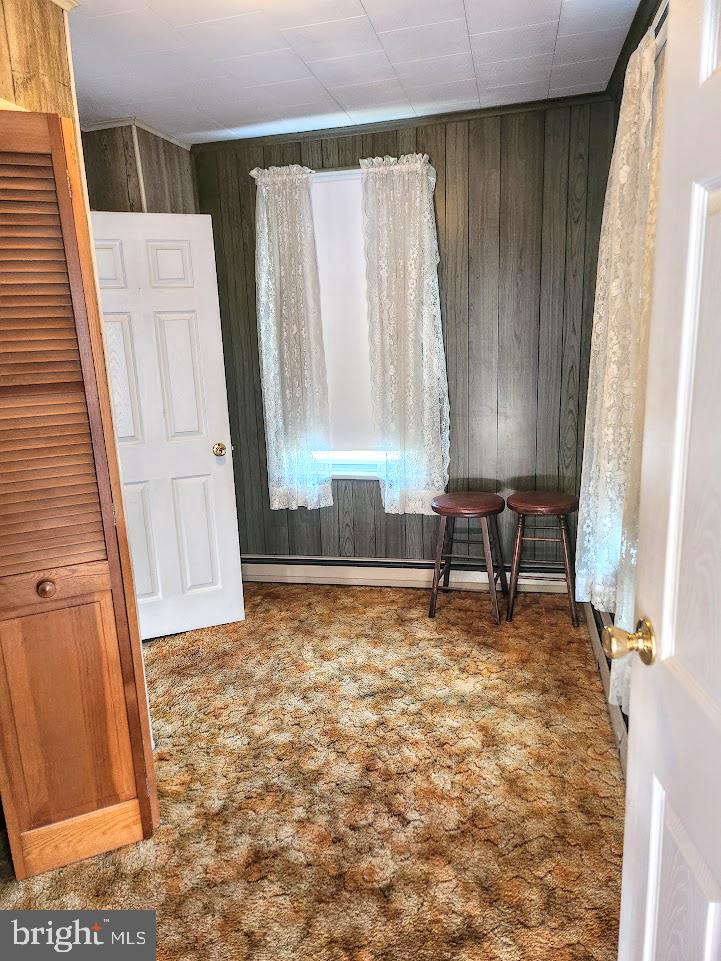 SIX MILE RUN - Residential