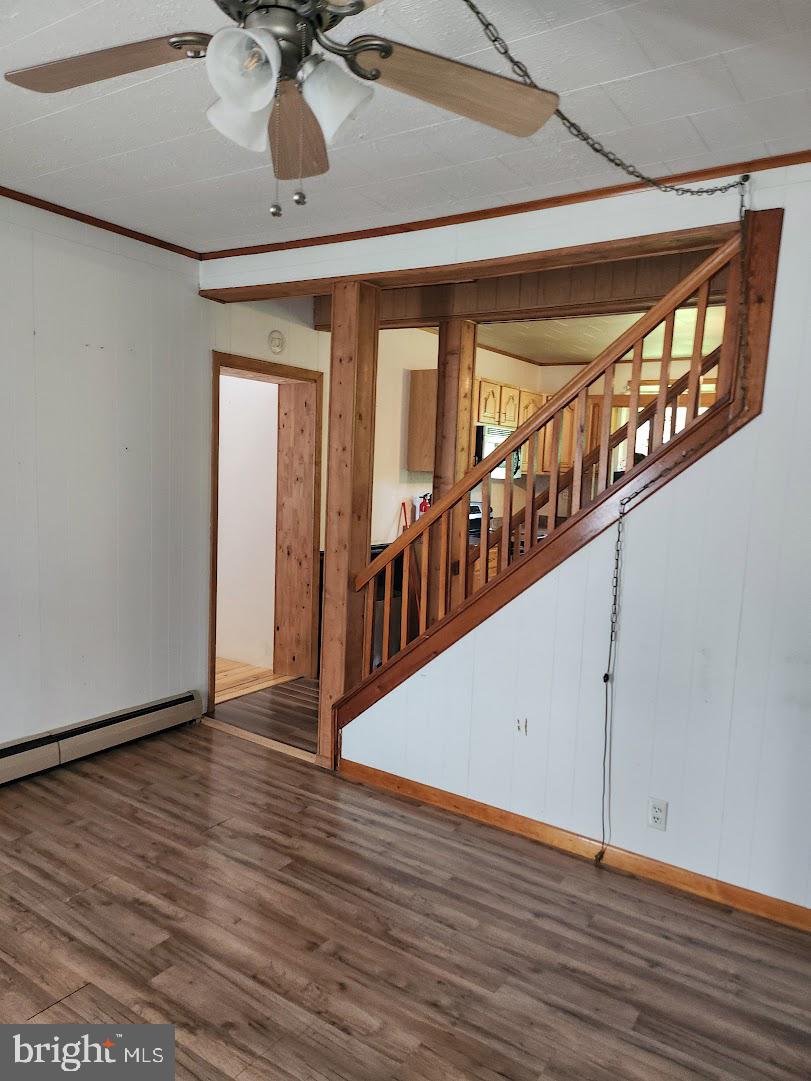 SIX MILE RUN - Residential