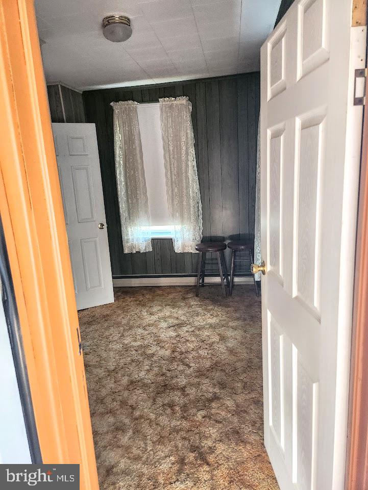 SIX MILE RUN - Residential