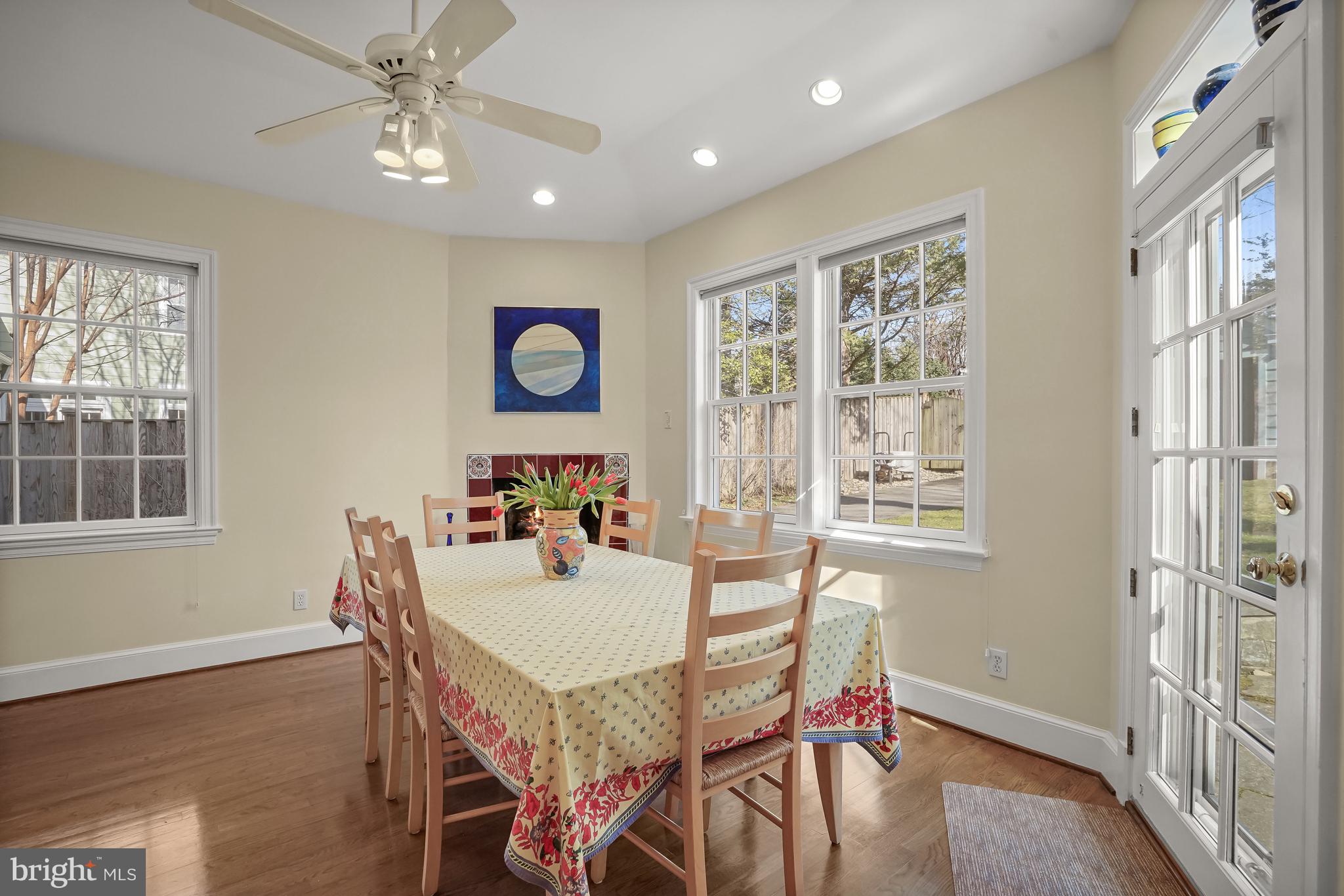 CHEVY CHASE - Residential