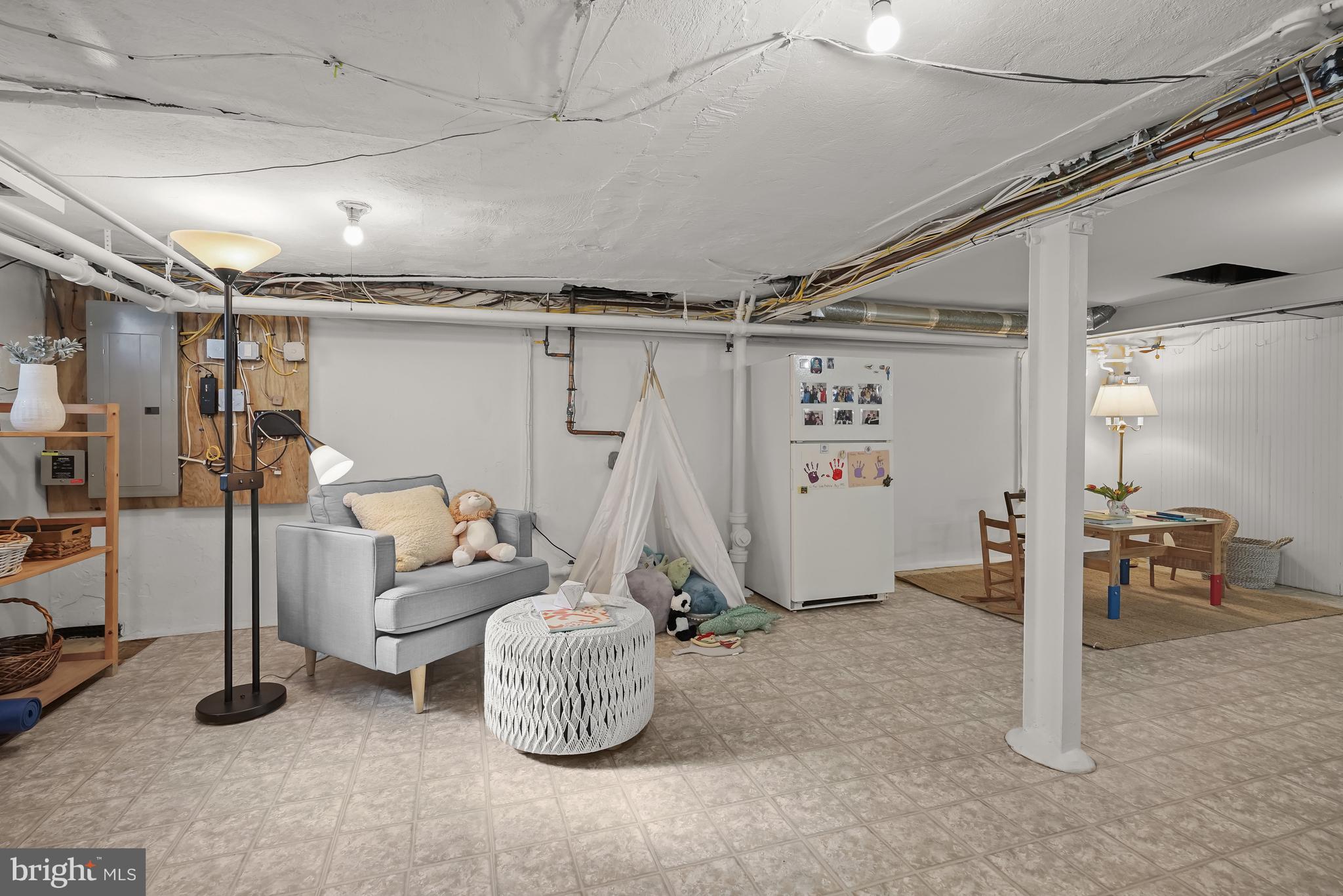 CHEVY CHASE - Residential