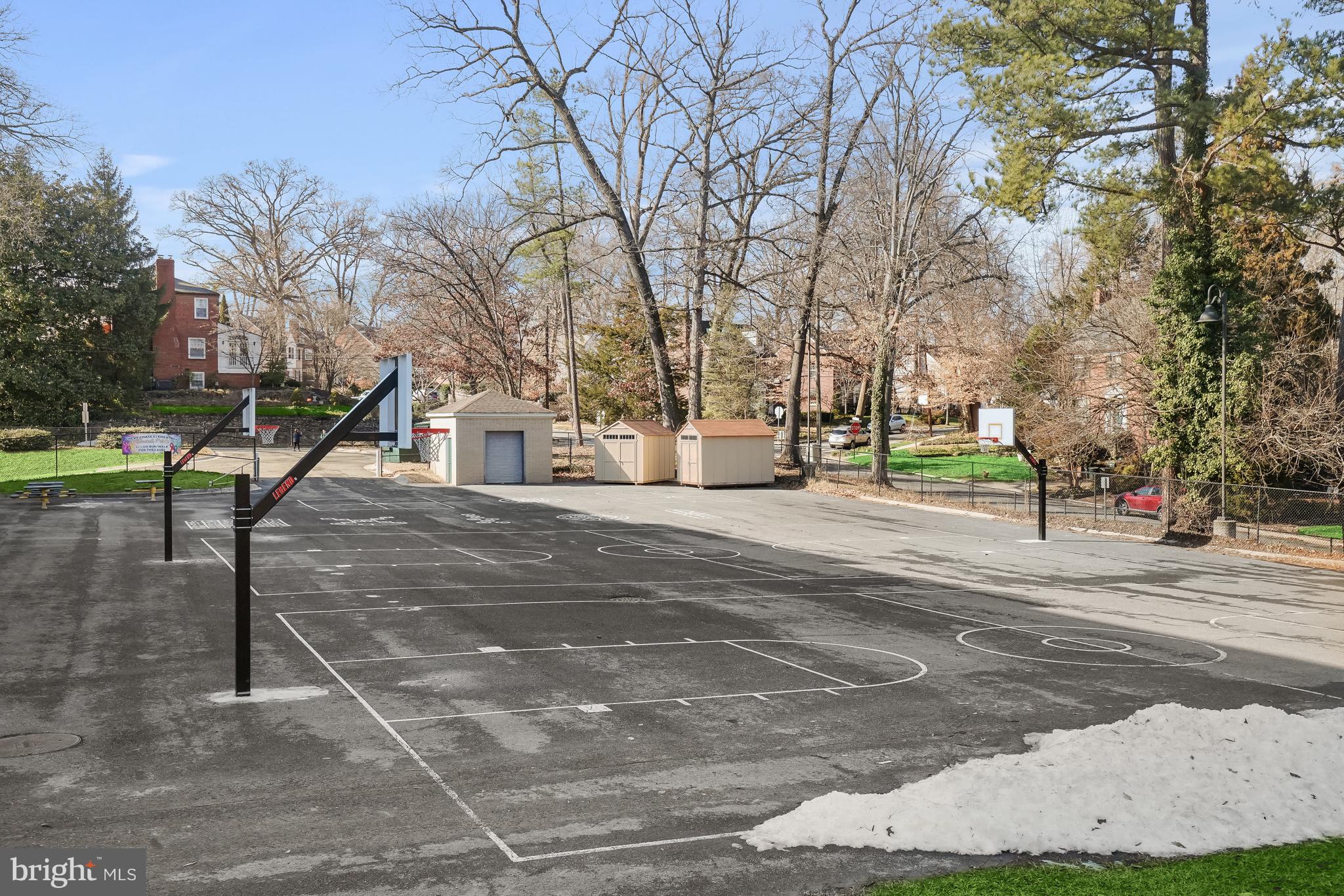 CHEVY CHASE - Residential