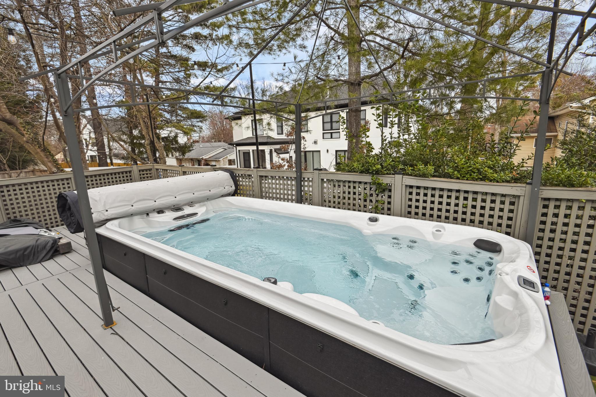 BEVERLY MANOR - Residential