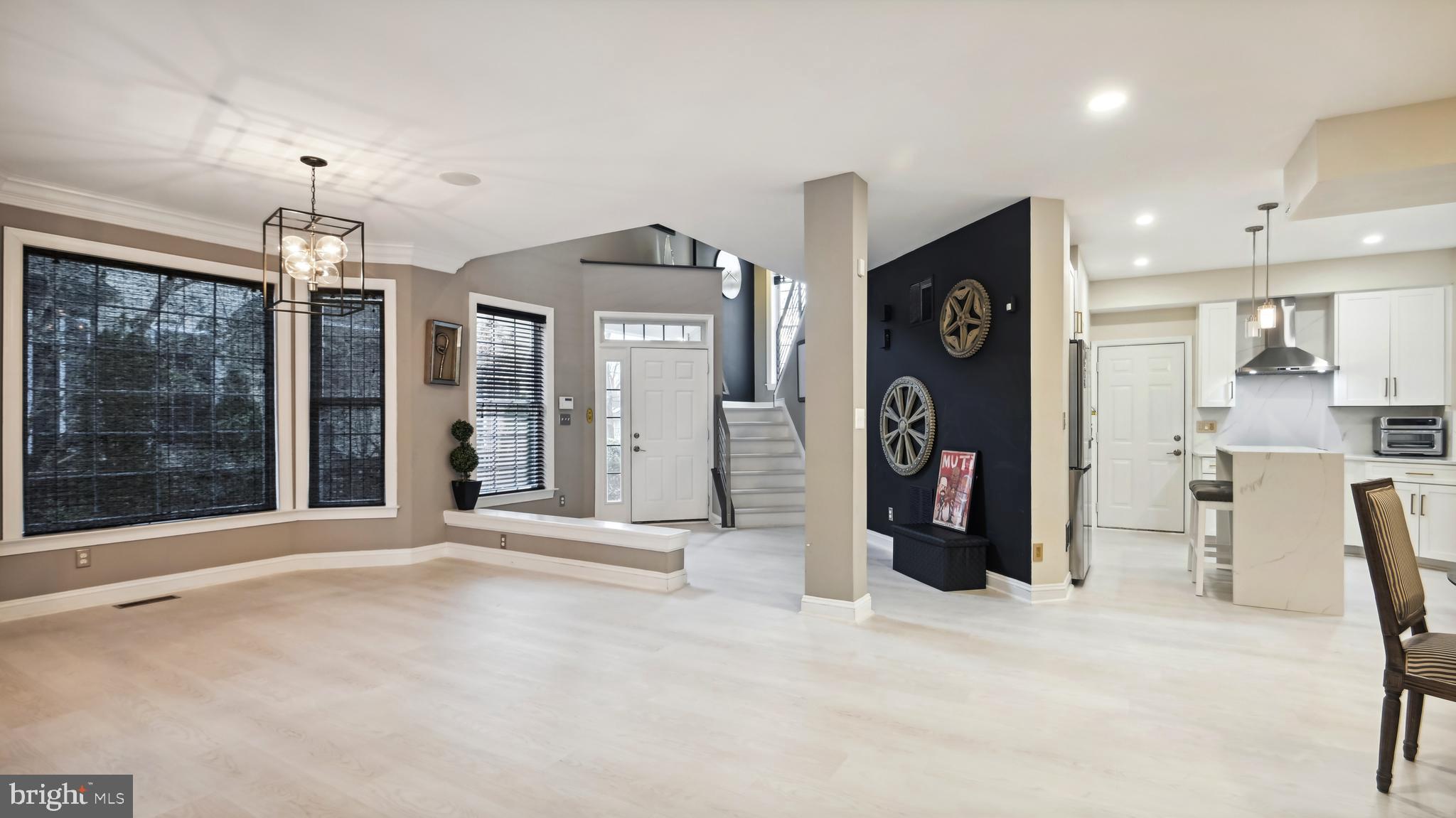 BEVERLY MANOR - Residential