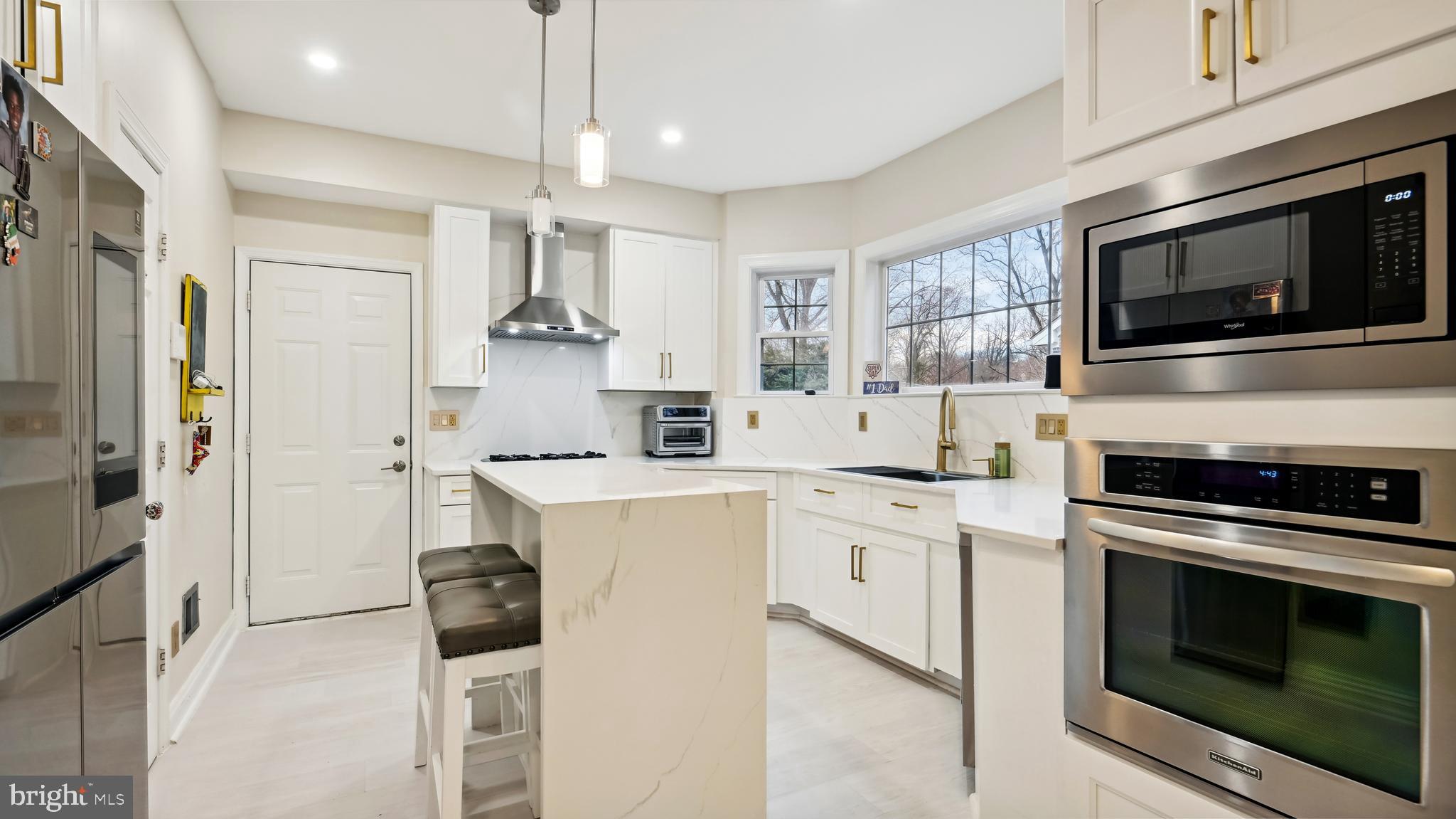 BEVERLY MANOR - Residential