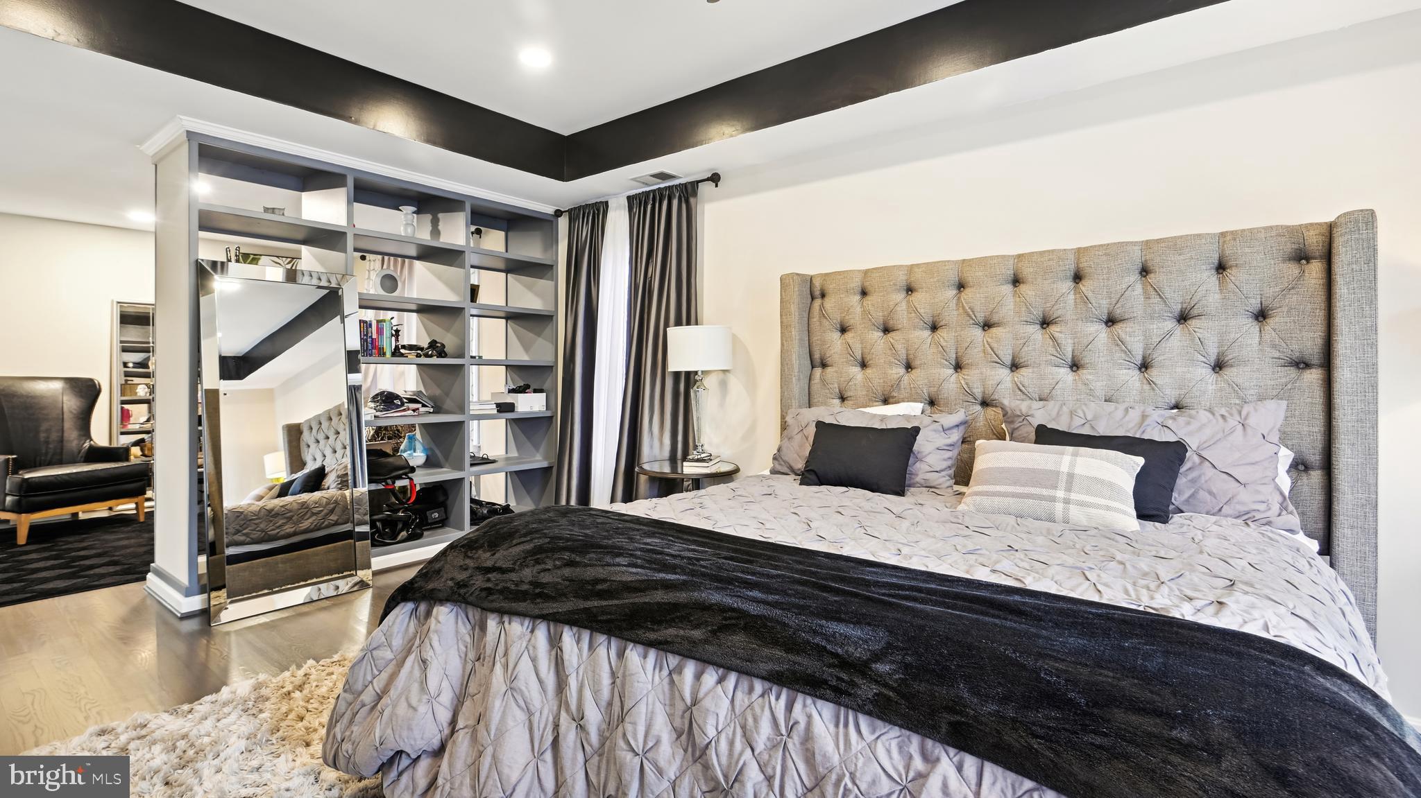 BEVERLY MANOR - Residential