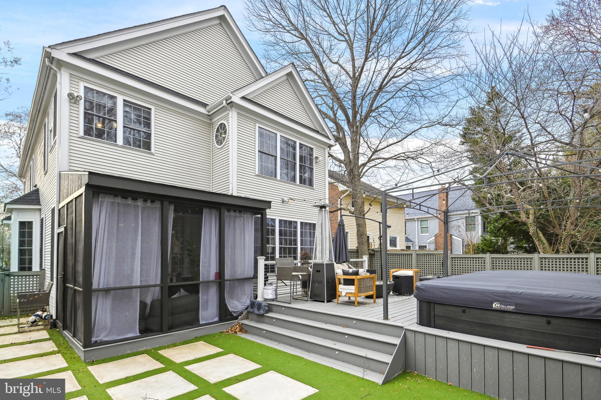 BEVERLY MANOR - Residential