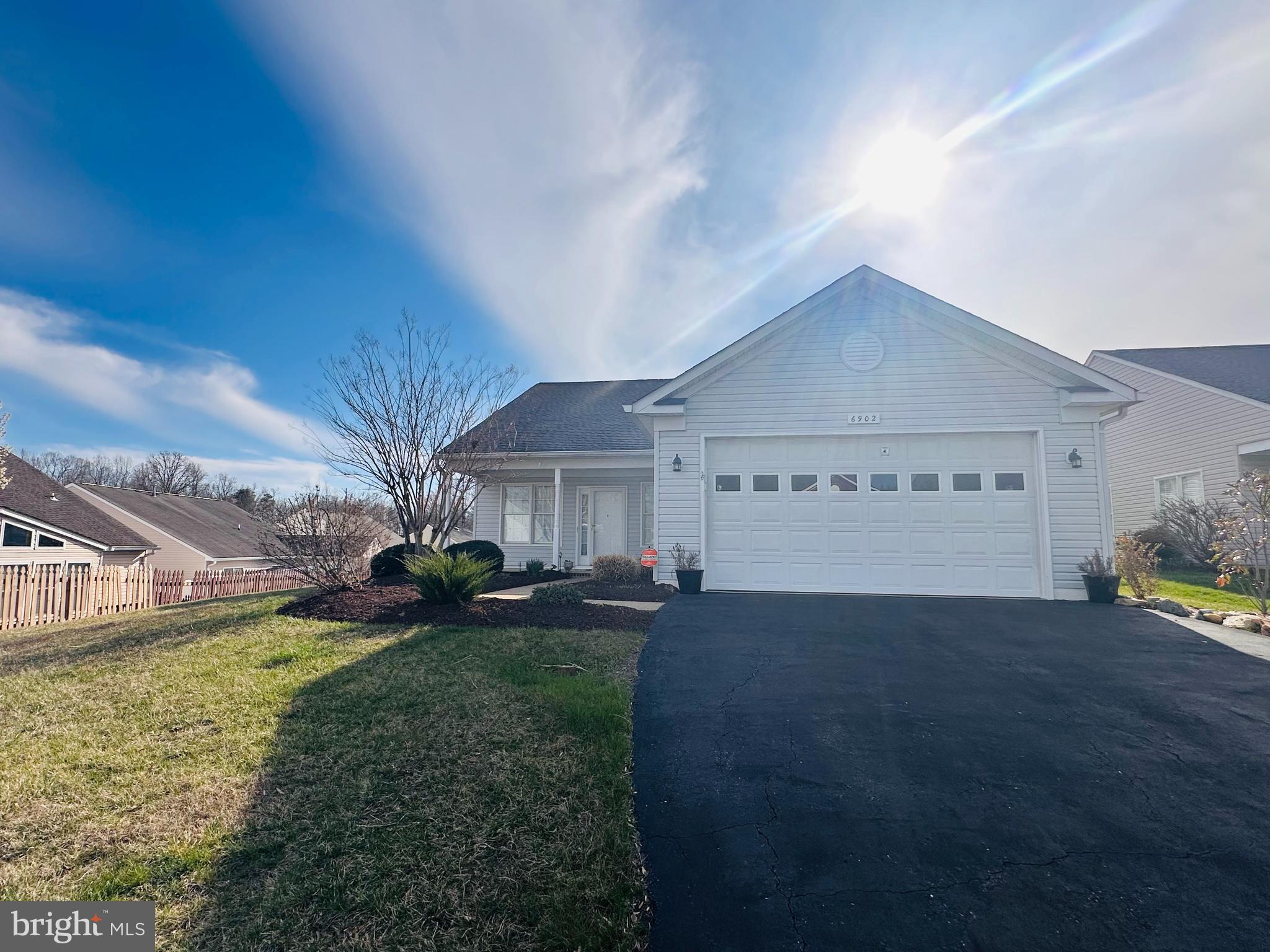 6902 CASTLETON DRIVE