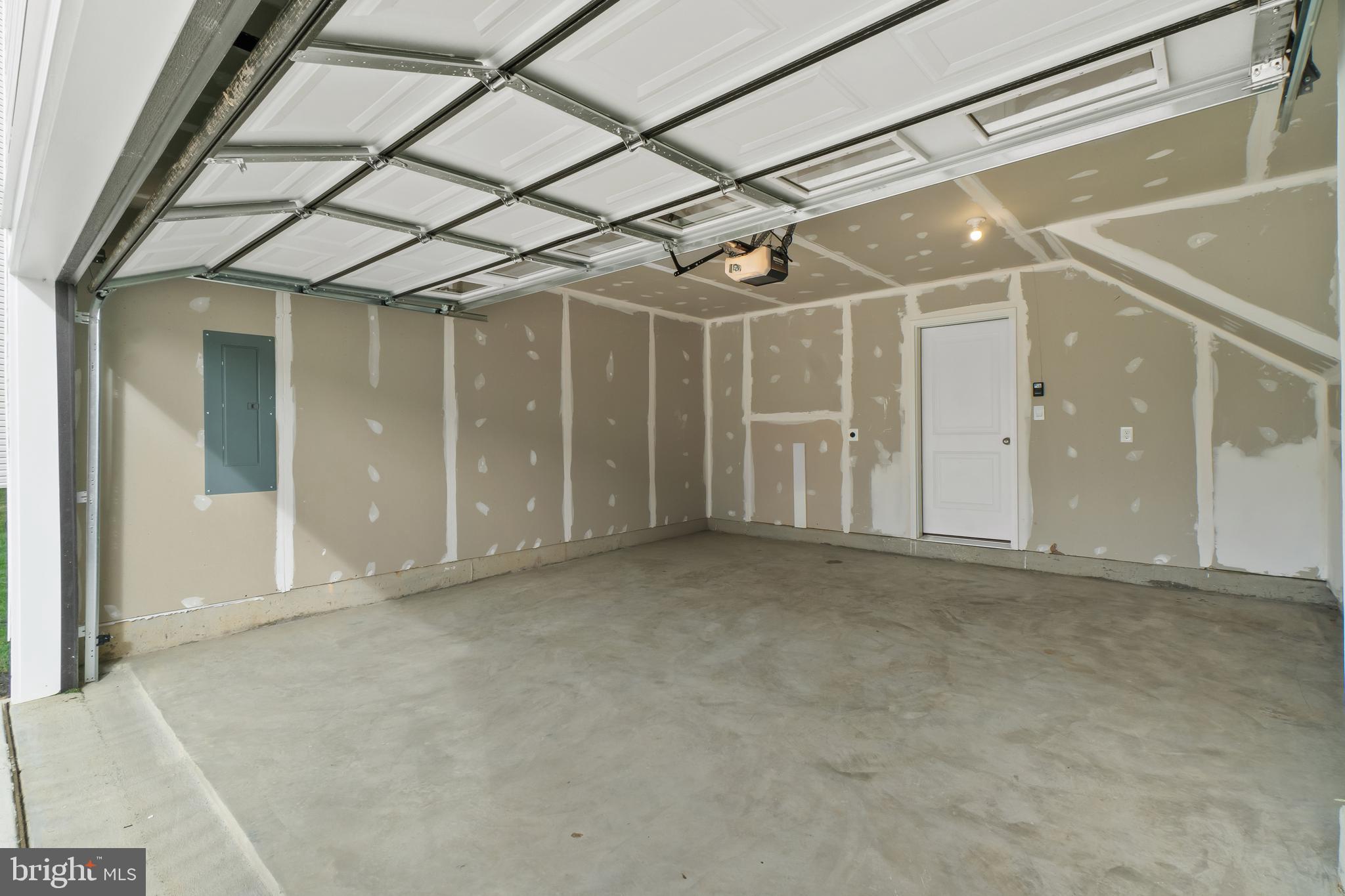 PINEGROVE - Residential