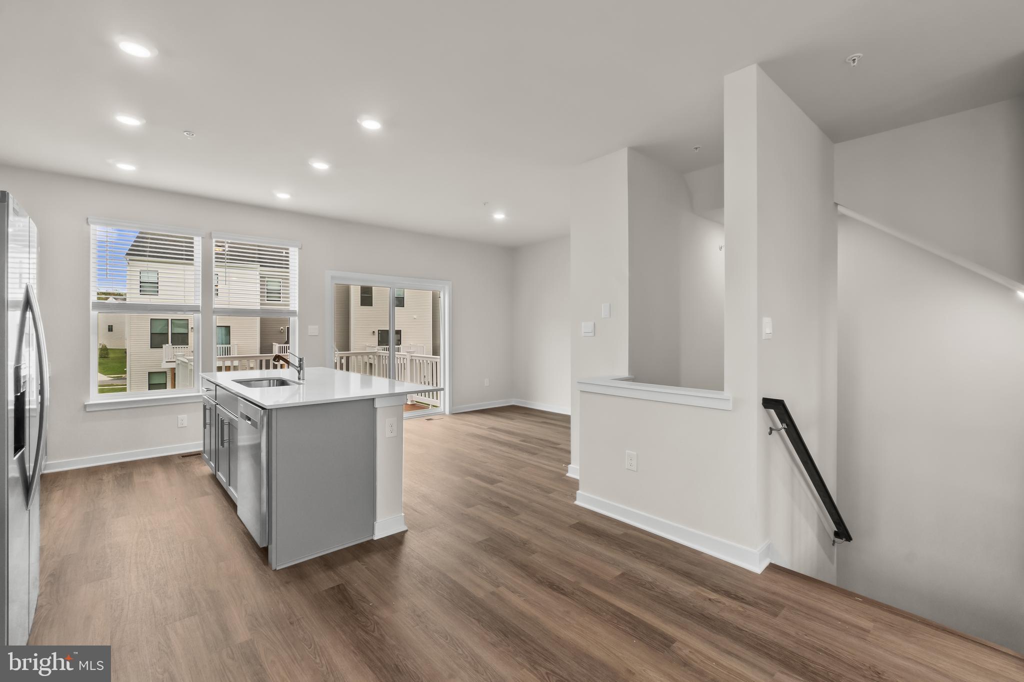 PINEGROVE - Residential