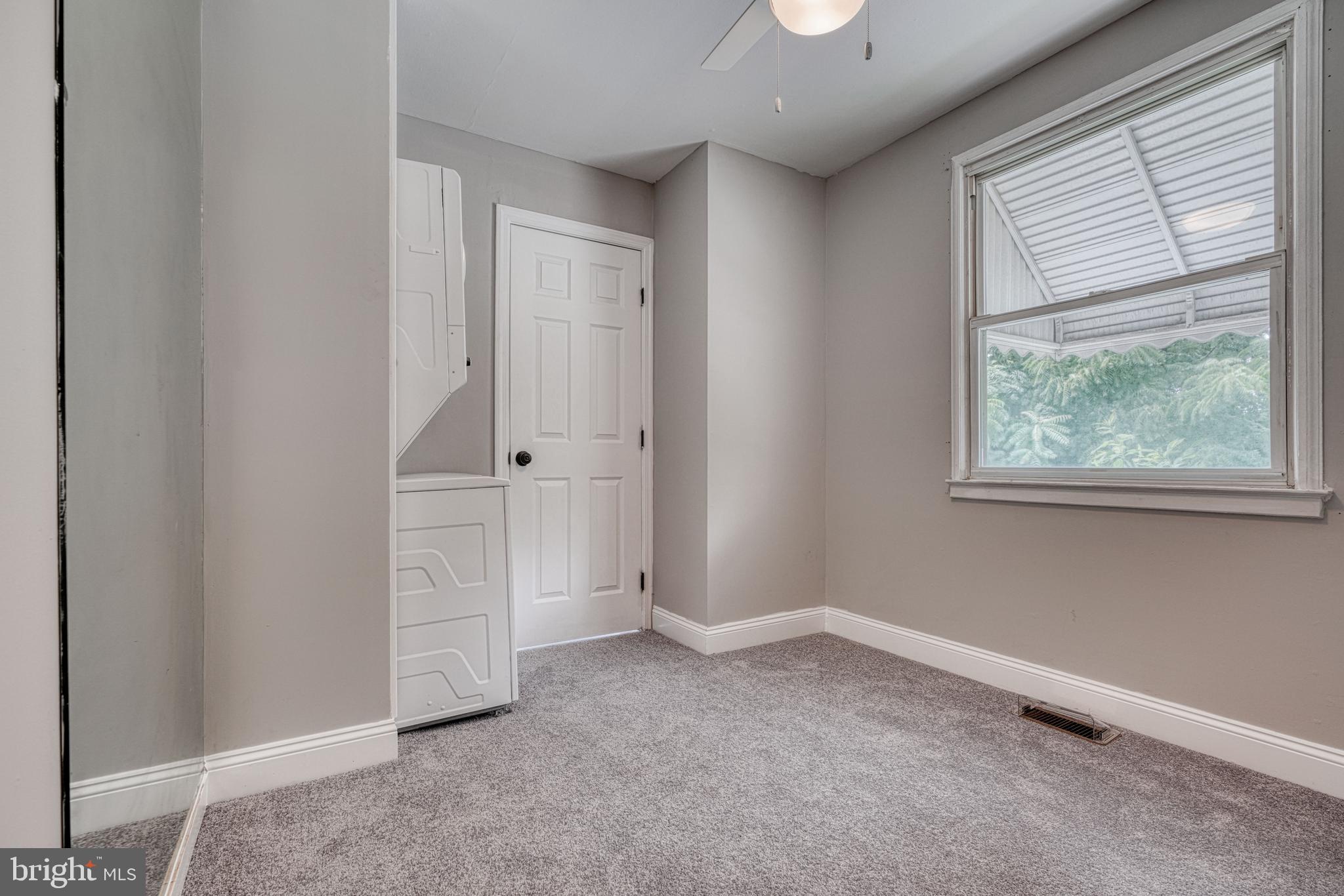 WILLOW SPRING PARK - Residential